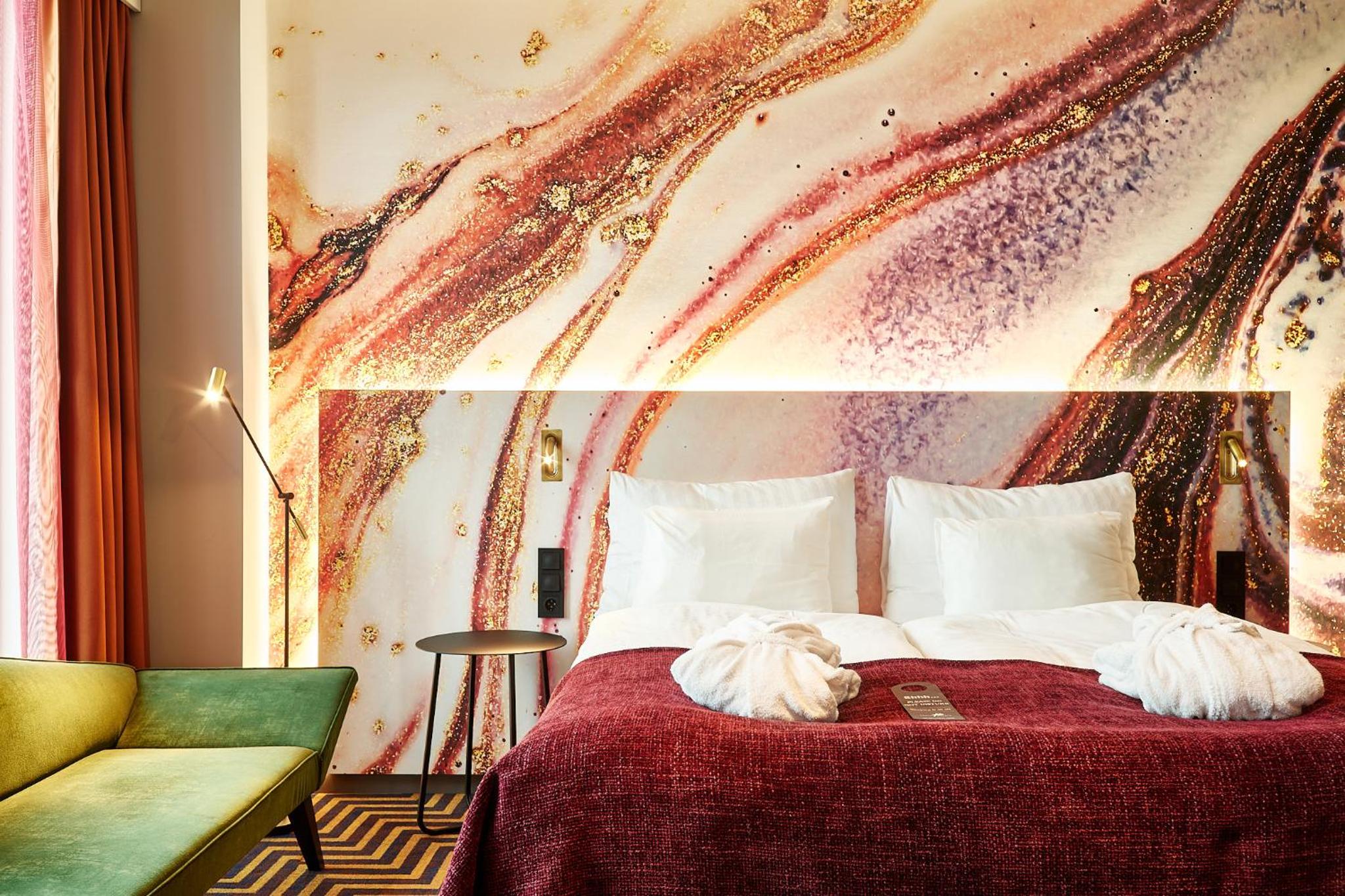 Premium Room - Photo 10
