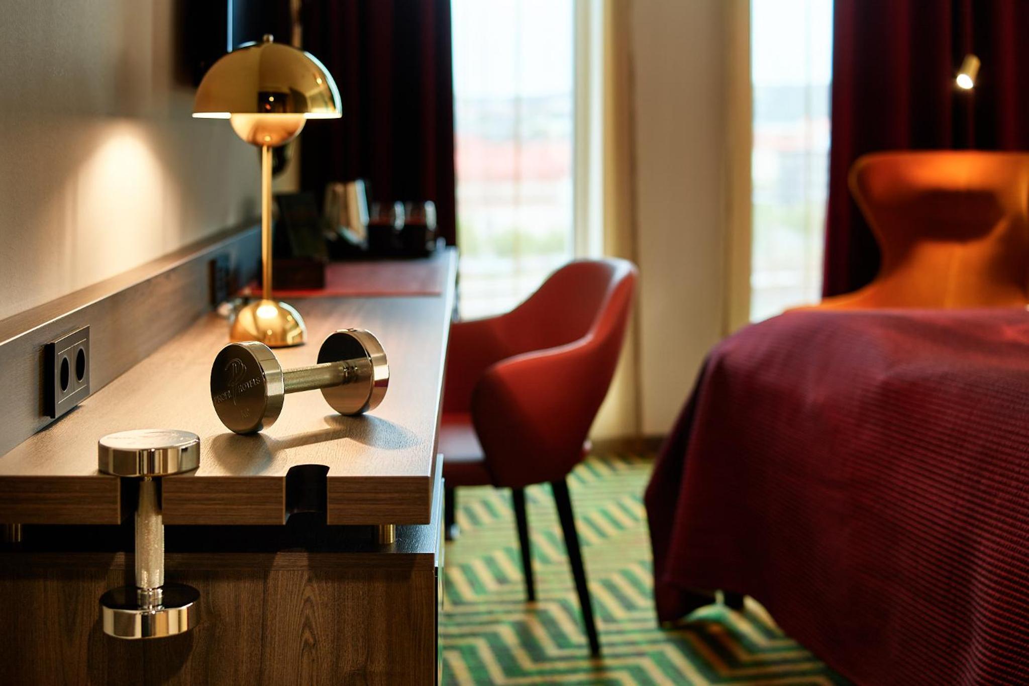 Premium Room - Photo 9