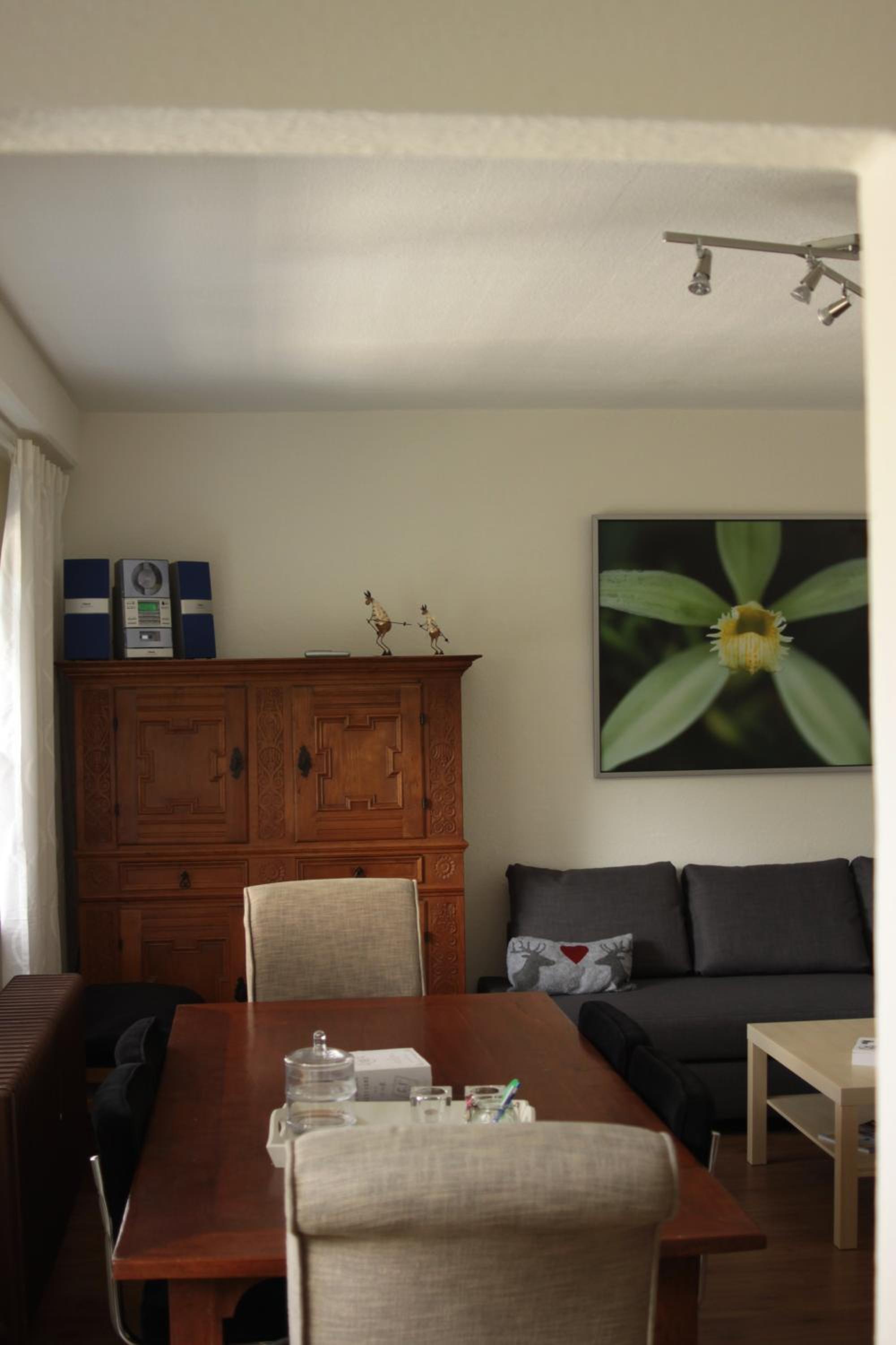 Two-Bedroom Apartment with Balcony photo 2