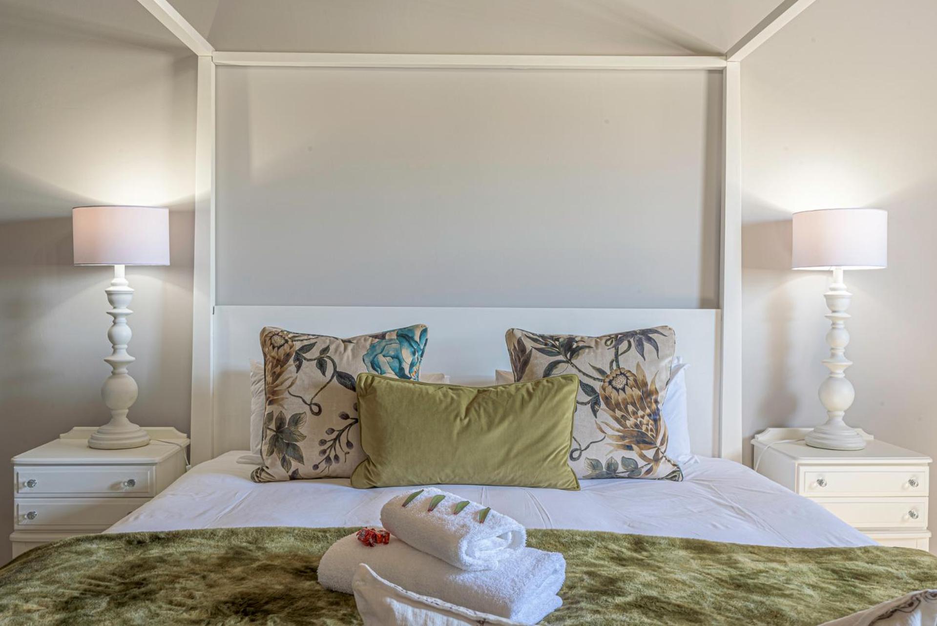Deluxe Double Room with Mountain View - Photo 12