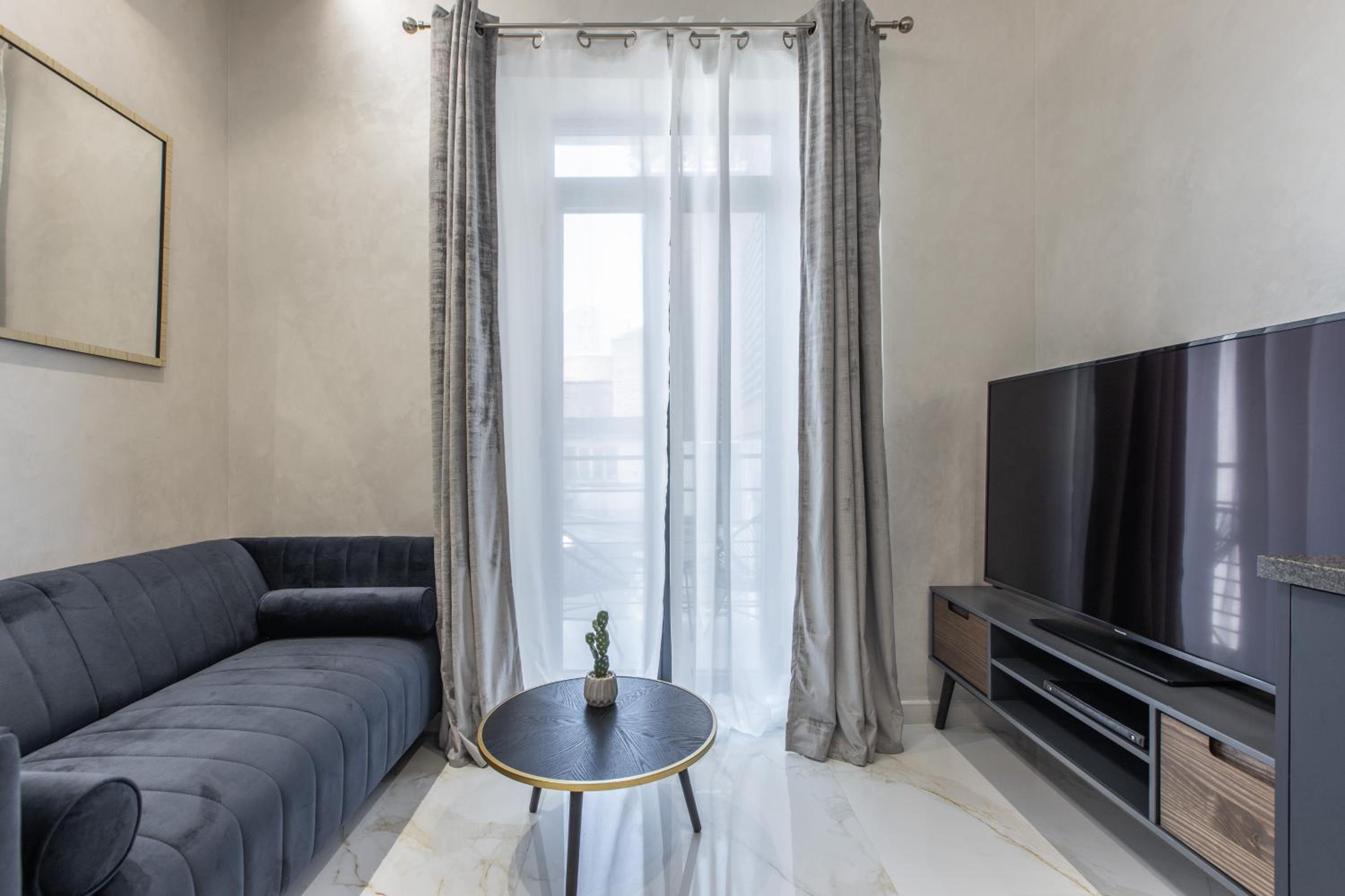 Opale One-Bedroom Apartment - Photo 7