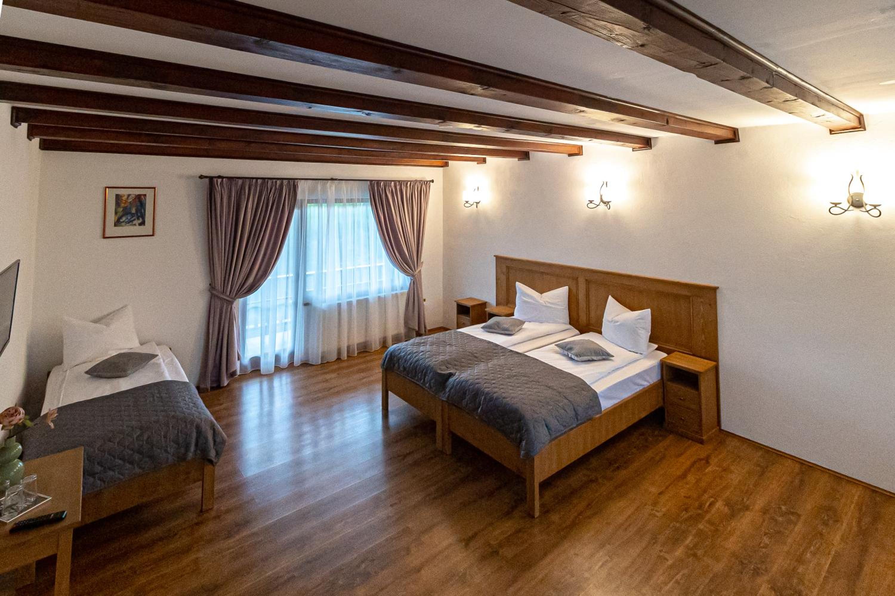 Triple Room with Garden View photo 3