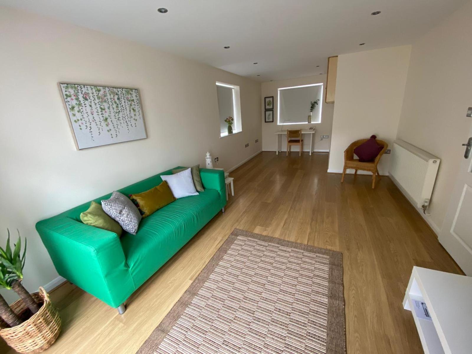 Four-Bedroom House photo 1