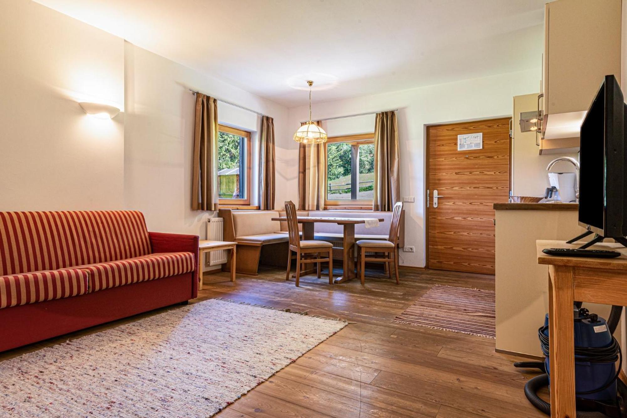 Superior One-Bedroom Apartment with Balcony