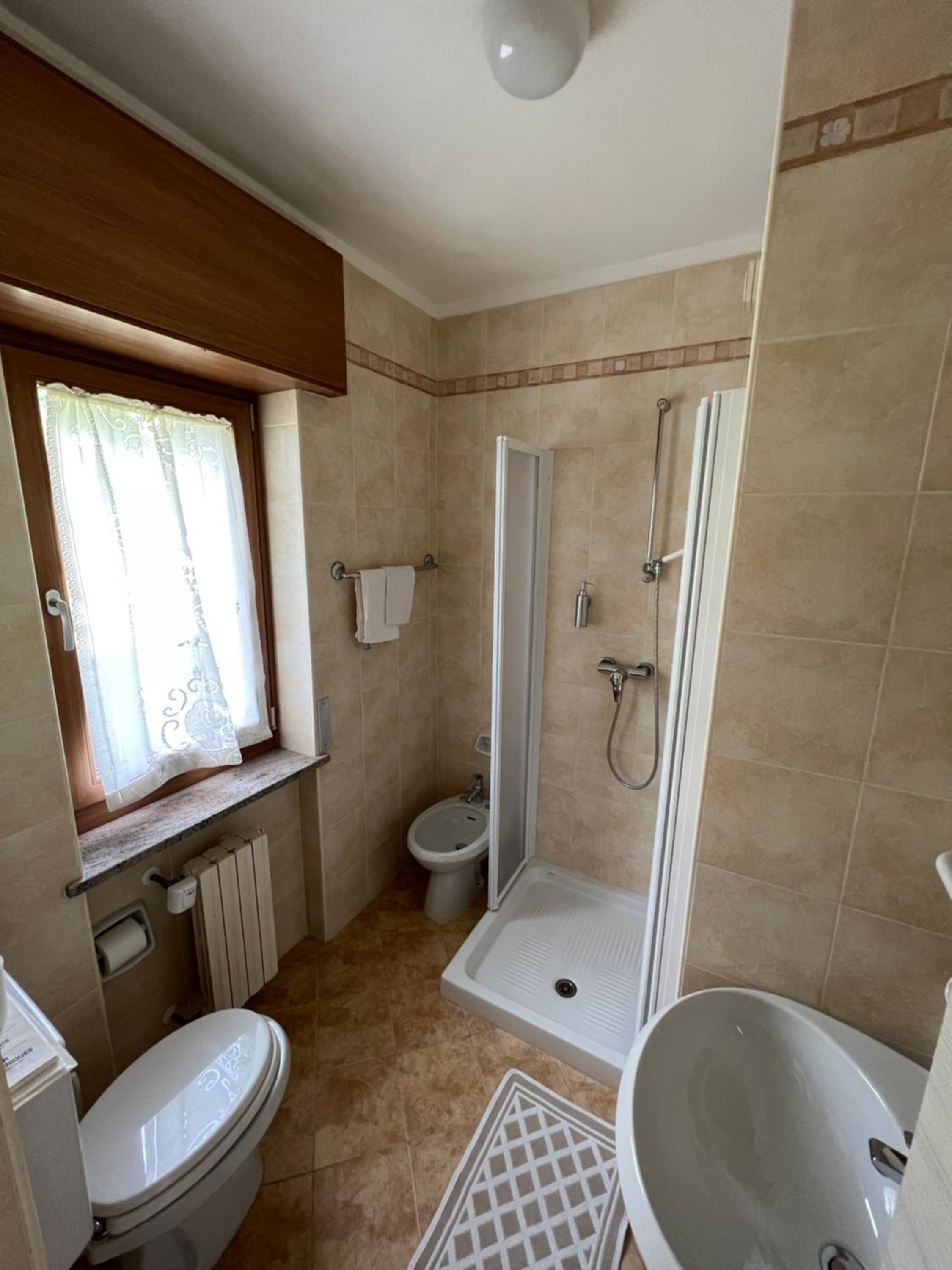Double Room with Balcony (2 Adults + 1 Child) photo 3