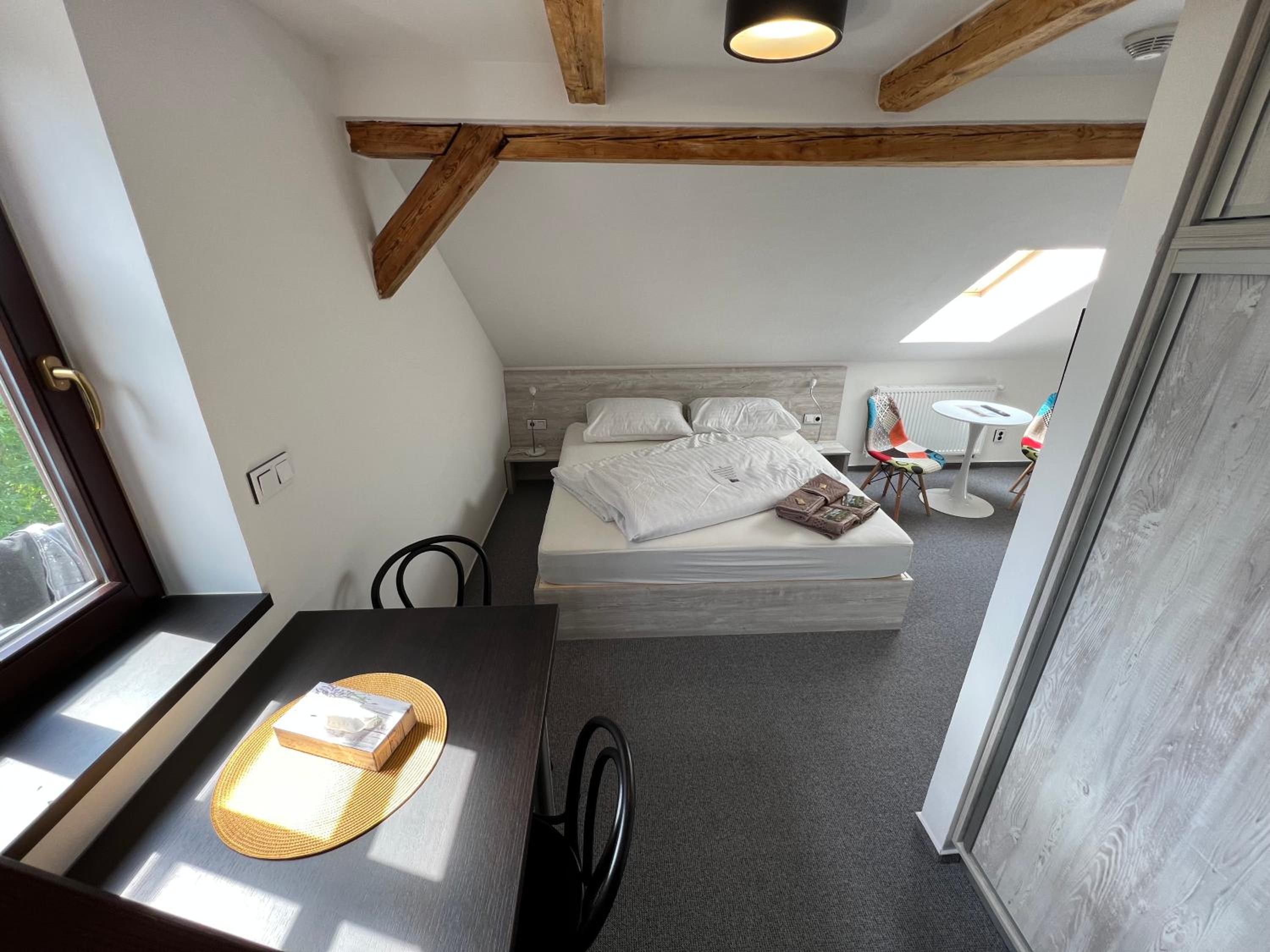 Apartment - Split Level