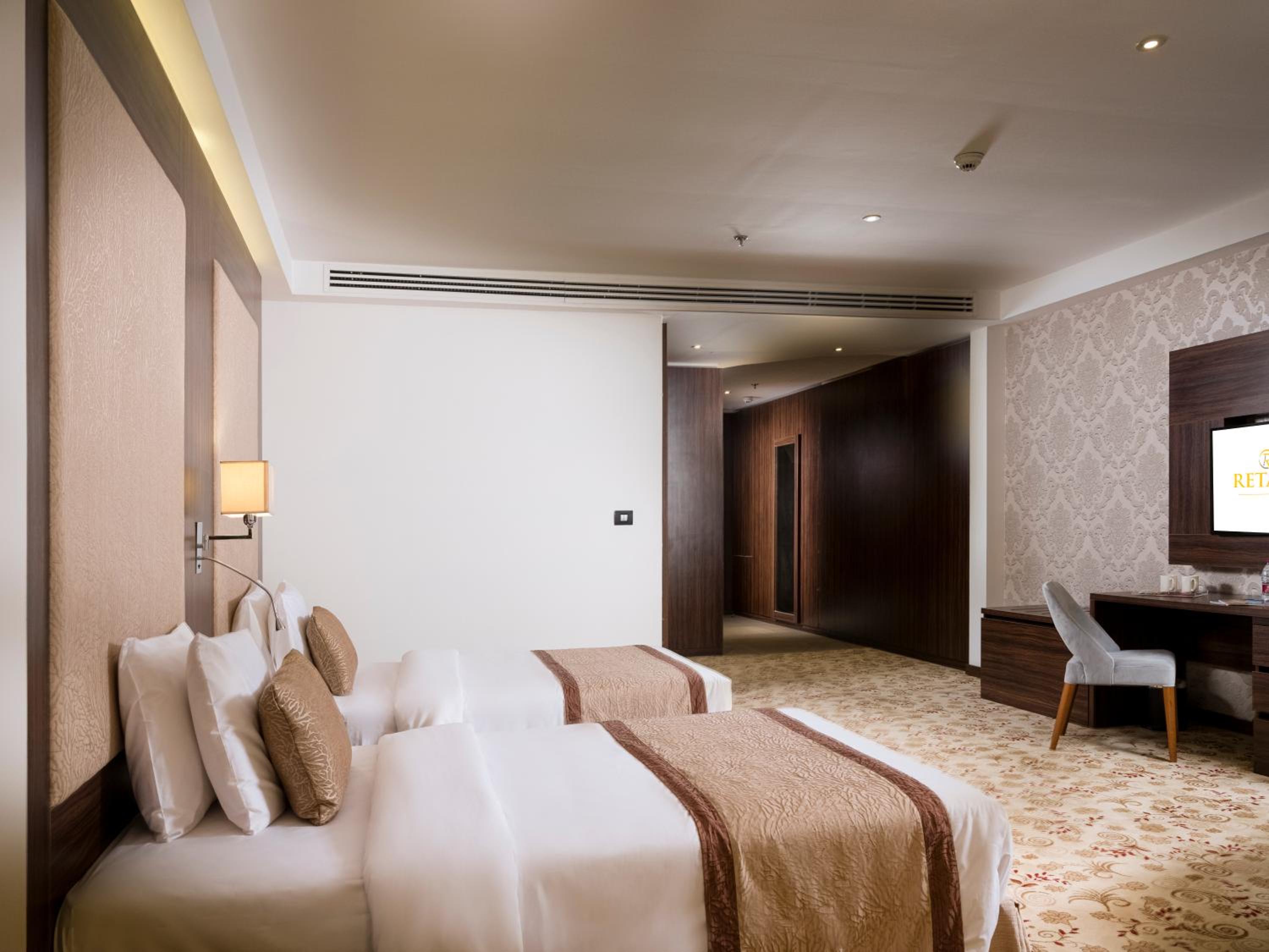 Deluxe Twin Room - Photo 1