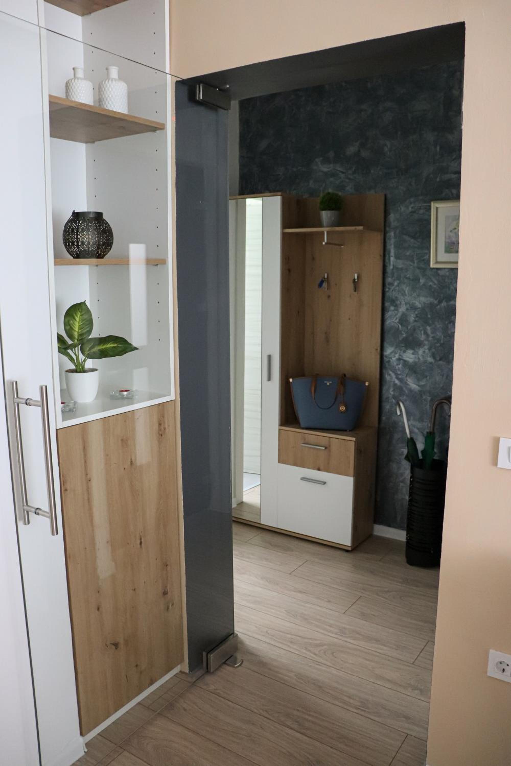 One-Bedroom Apartment - Photo 13