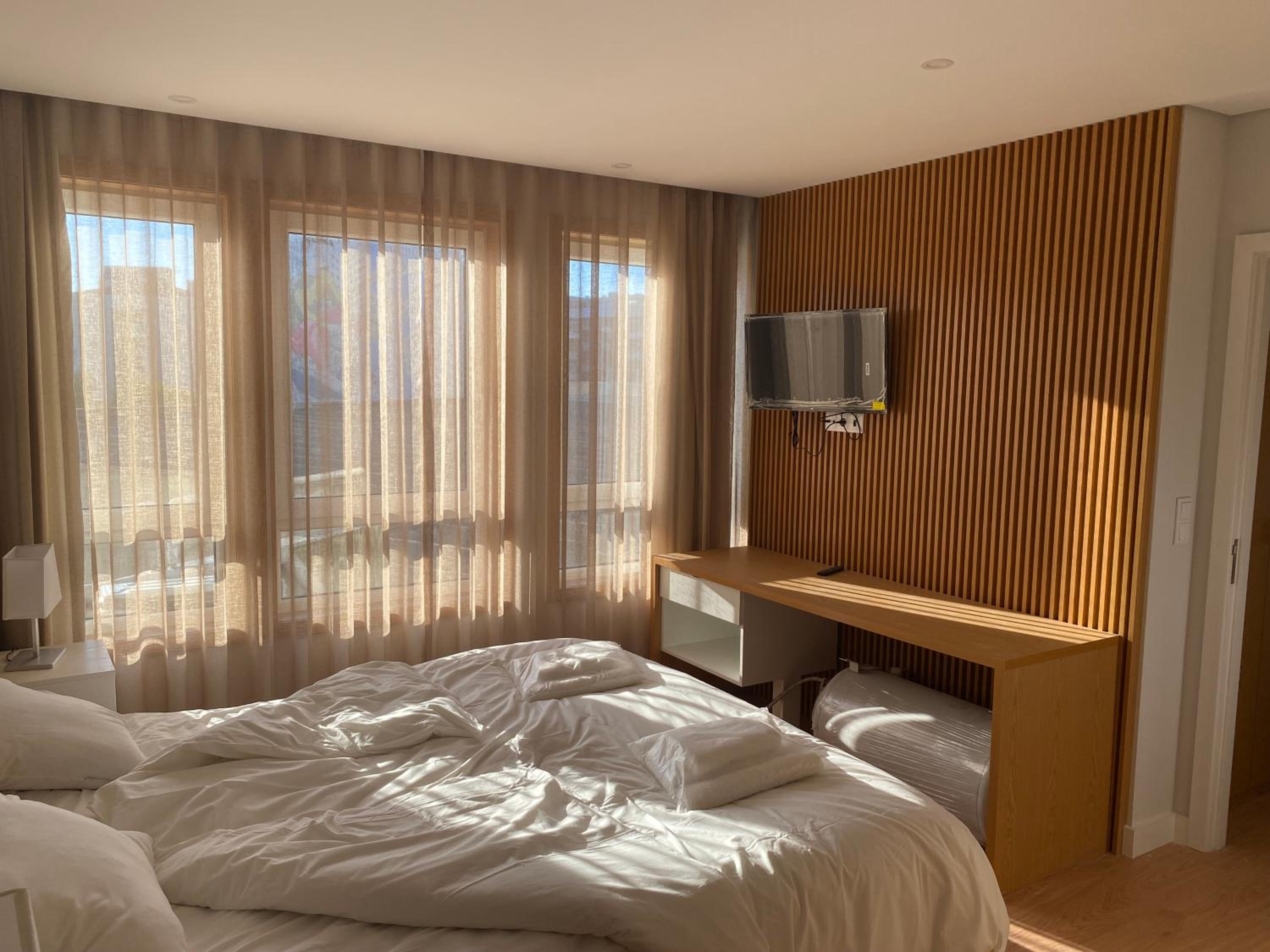 One-Bedroom Apartment - Photo 6