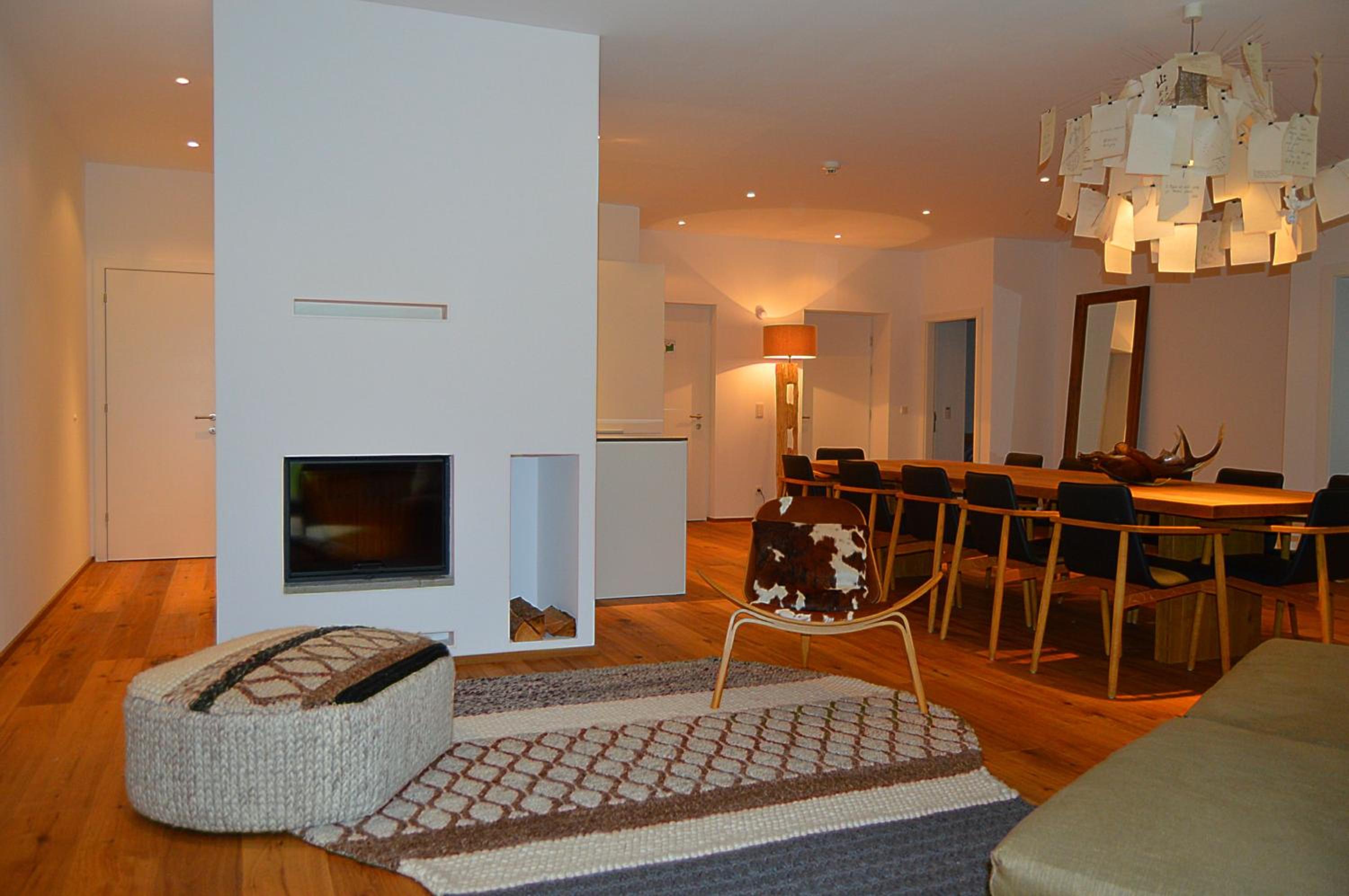 Apartment with Mountain View photo 1