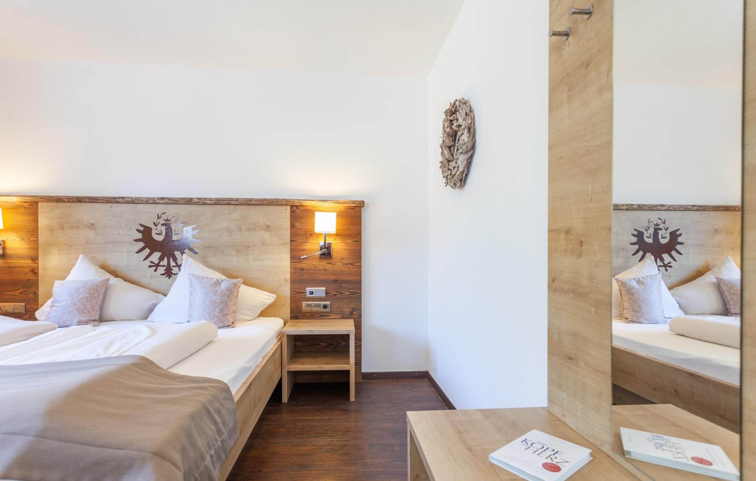 Comfort Double Room with Balcony - Photo 11