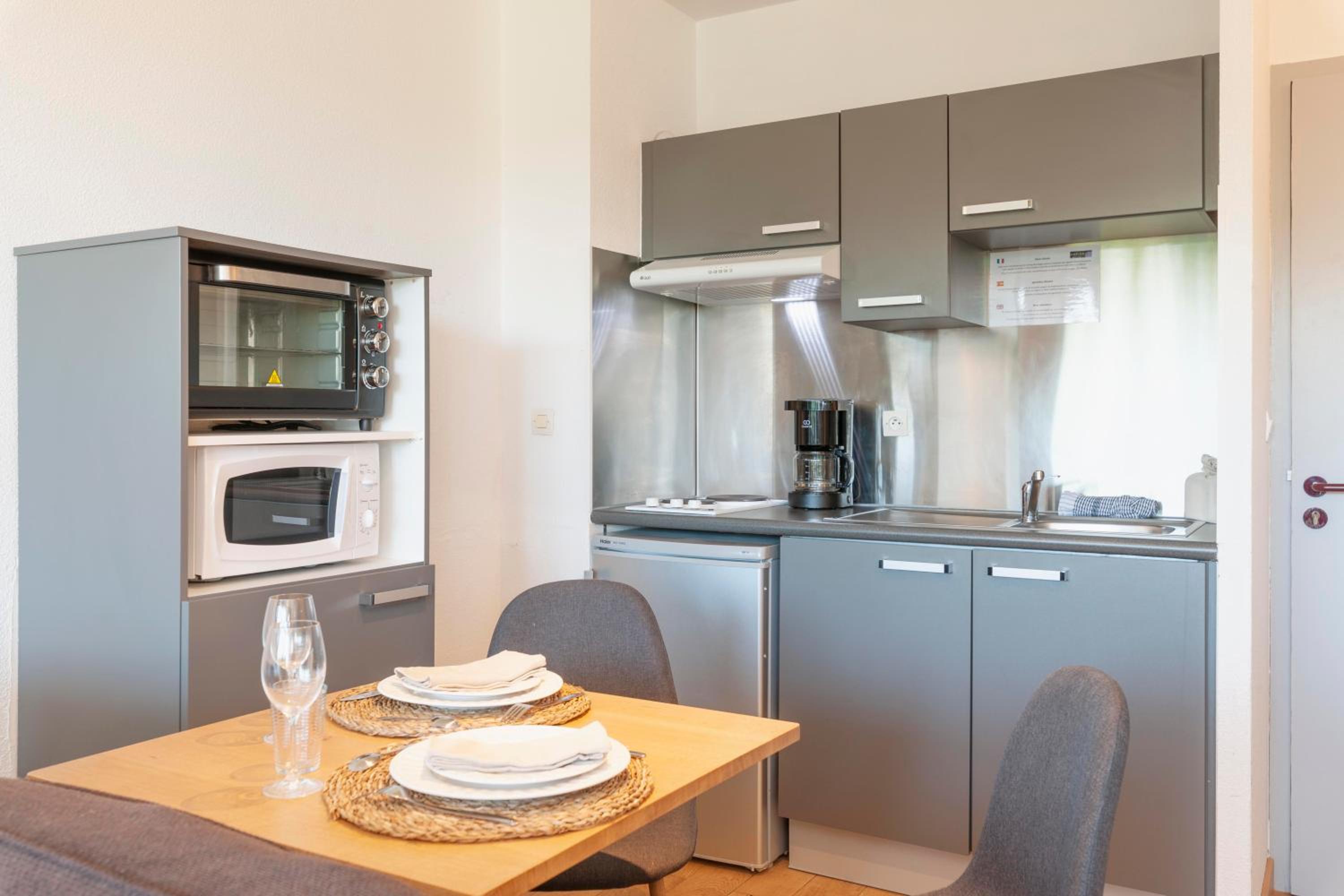 Apartment (2 Adults) with terrace - Photo 14
