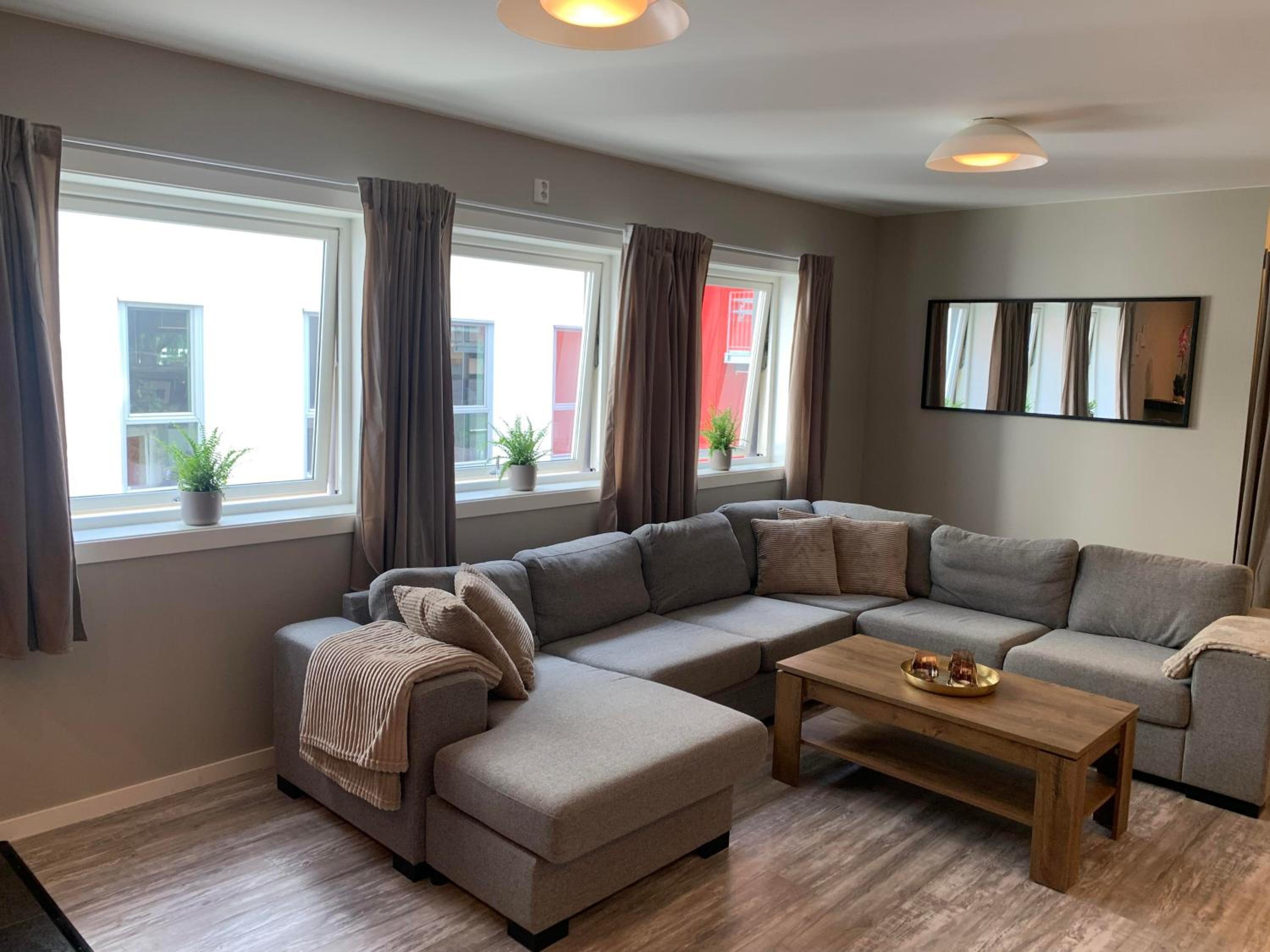 Two-Bedroom Apartment - Photo 16