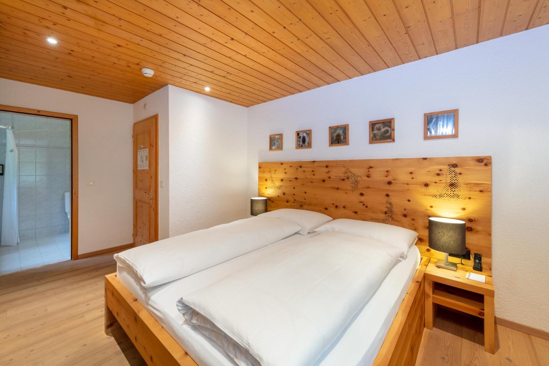 Double Room Swiss Pine - Photo 4
