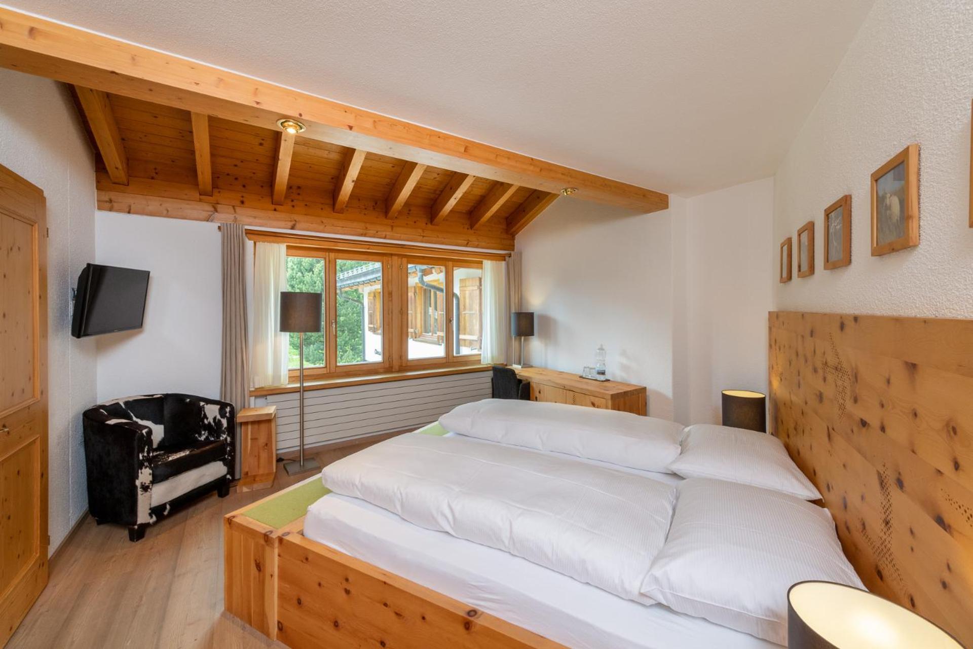 Double Room Swiss Pine - Photo 9