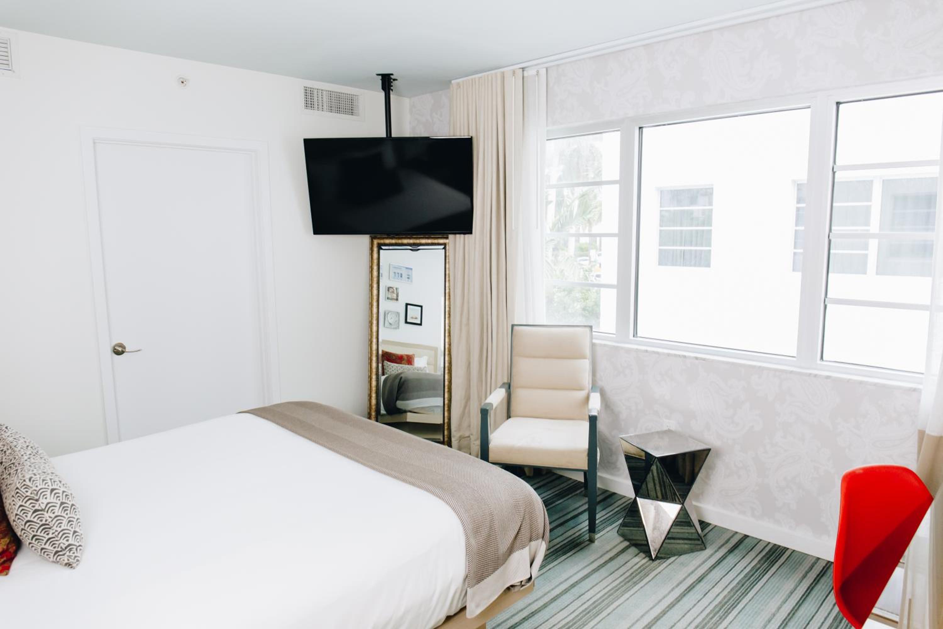 Standard Queen Room - Photo 2
