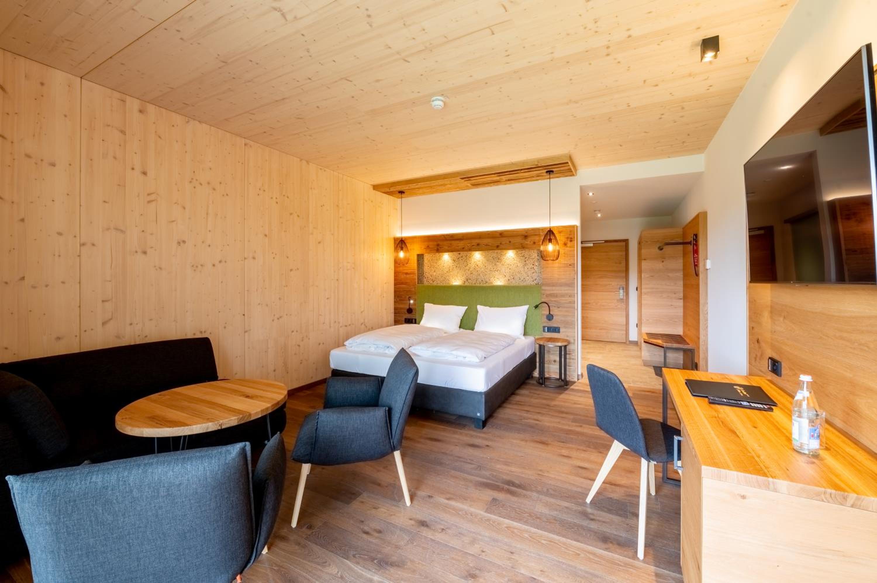 Large Double Room
