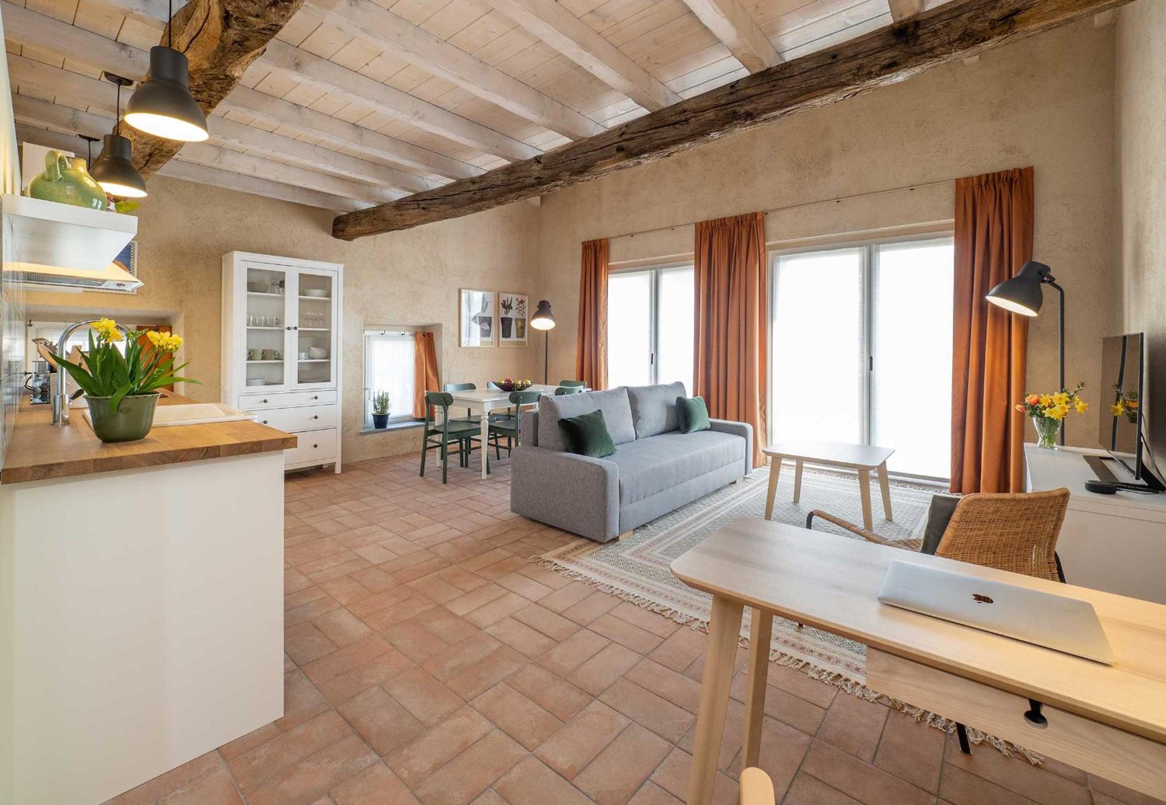 Maisonette photo 1