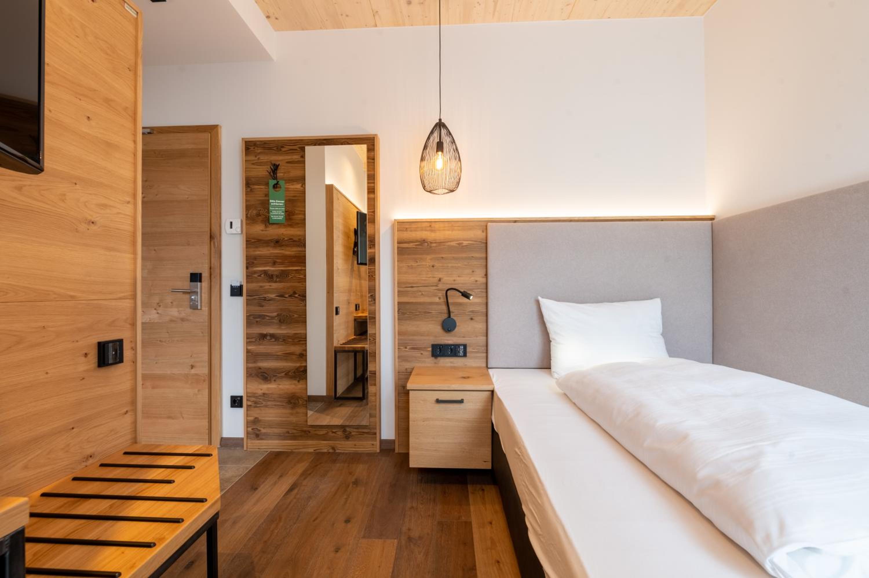 Single Room photo 3