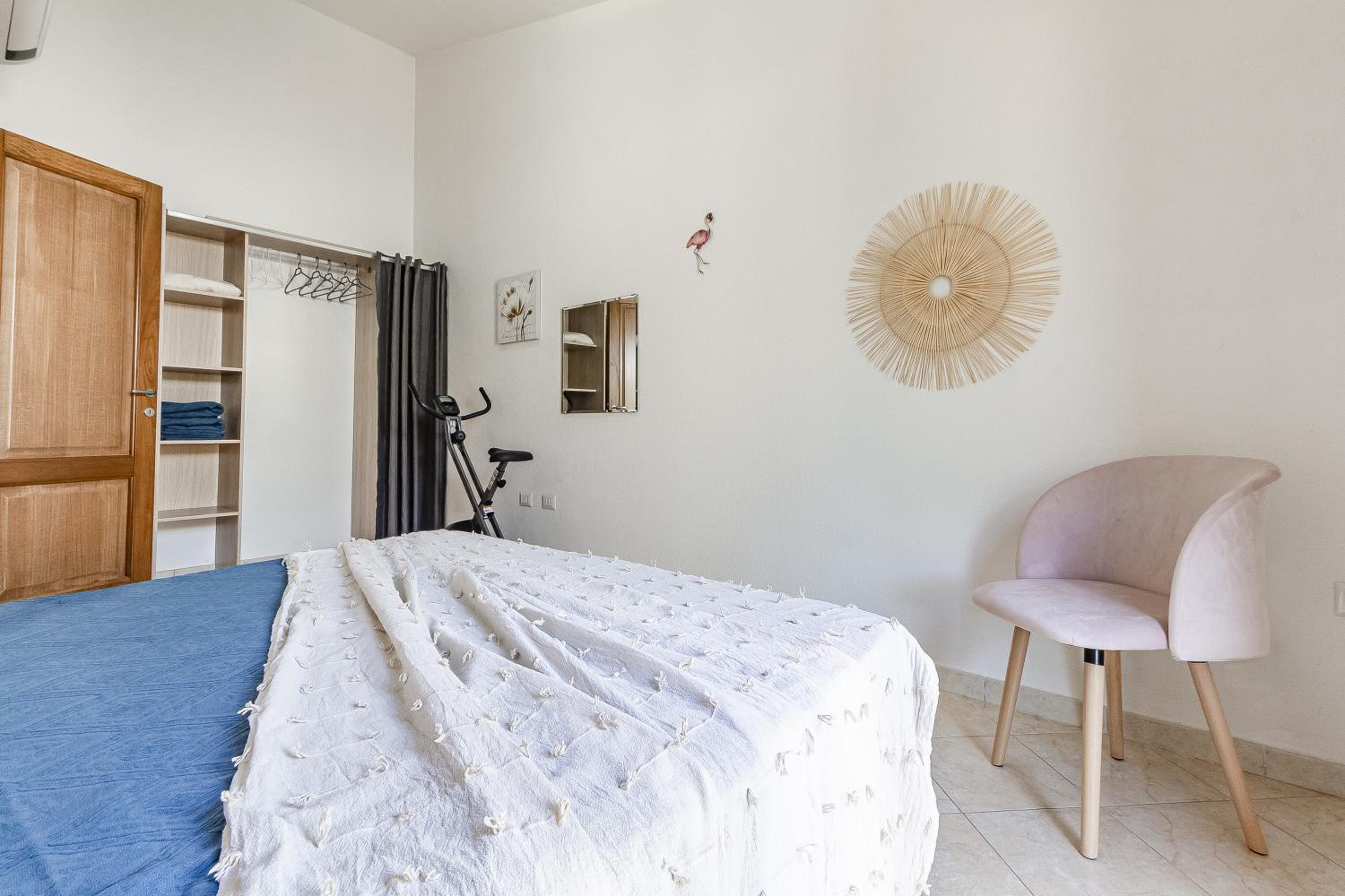 Two-Bedroom House photo 2