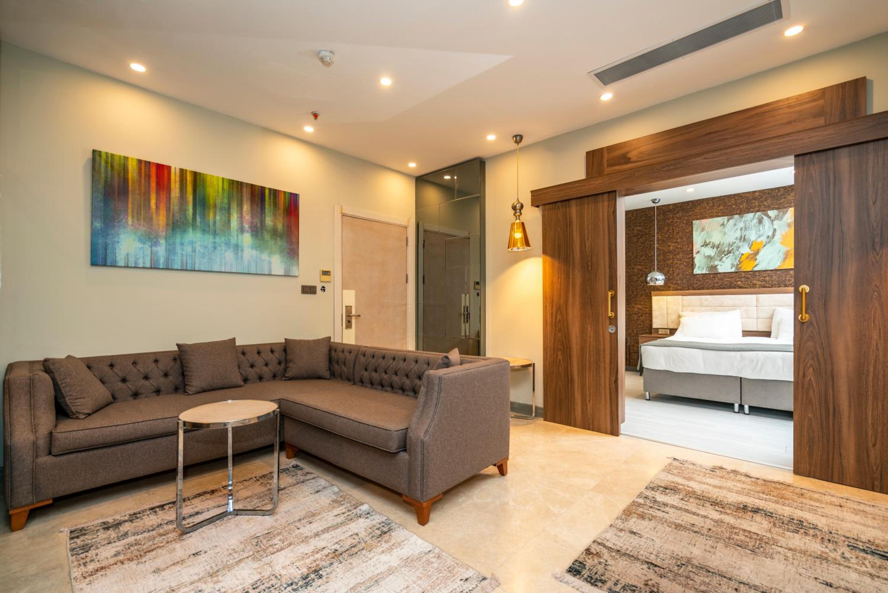 Suite with Garden View photo 1