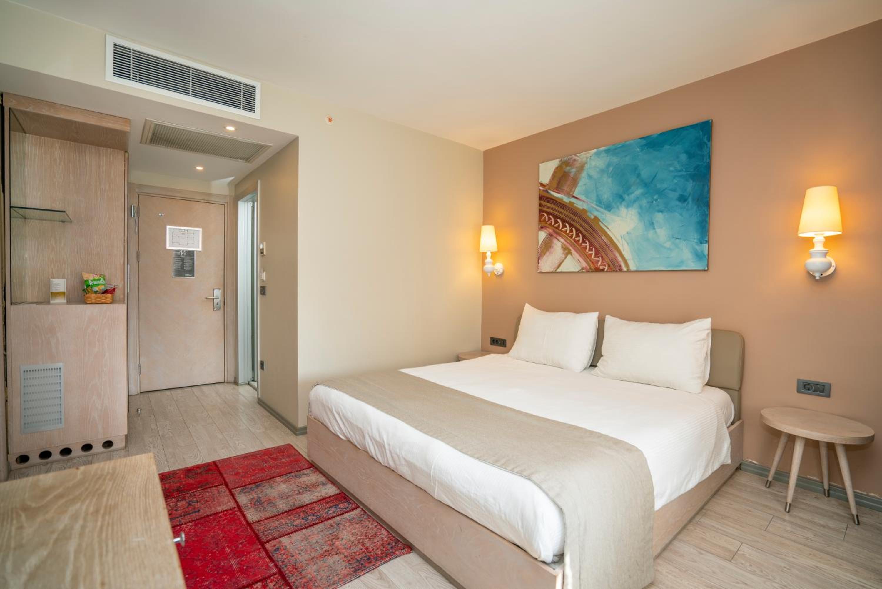 Economy Double Room photo 1