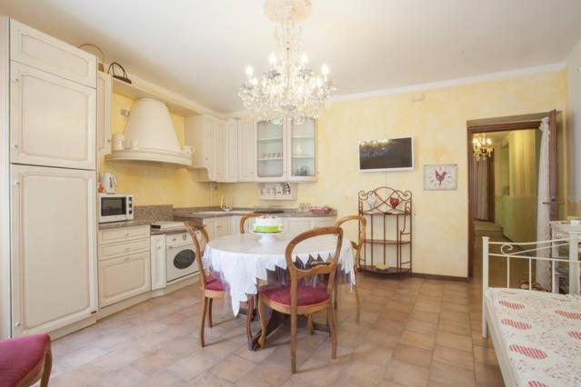 Two-Bedroom Apartment (4 Adults) photo 3