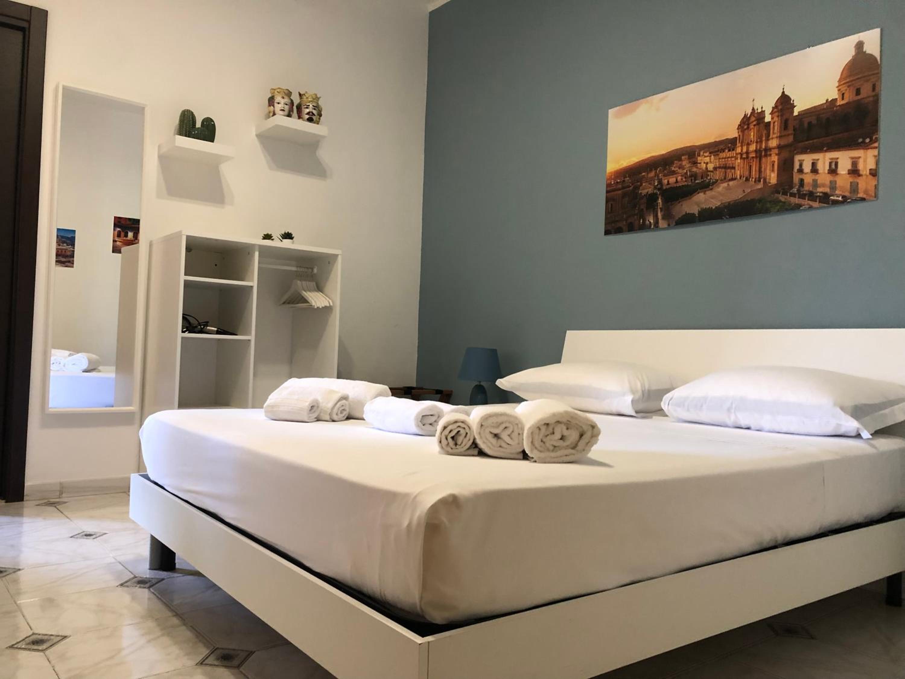 Double Room with Extra Bed photo 2
