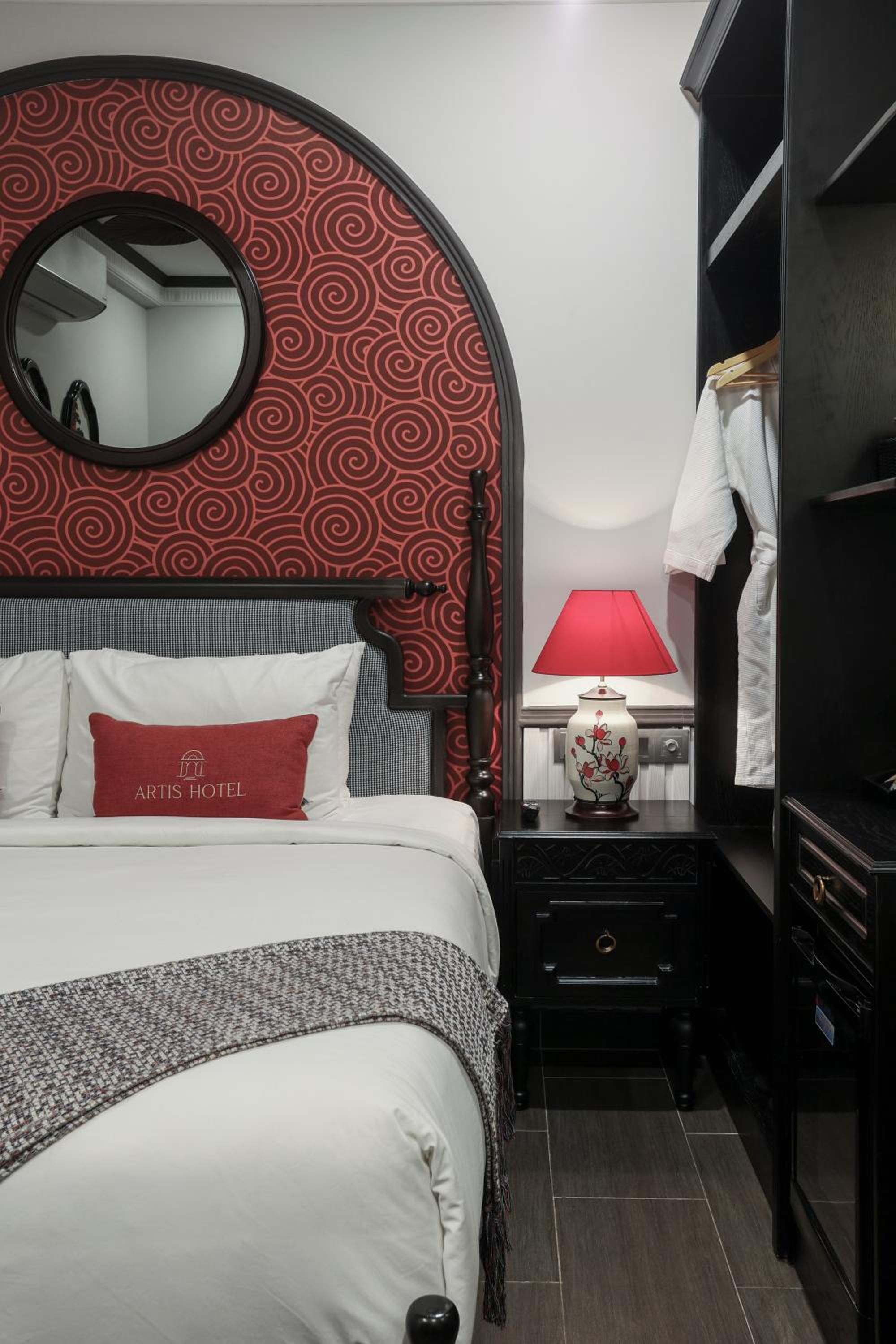 Standard Double Room - Photo 6