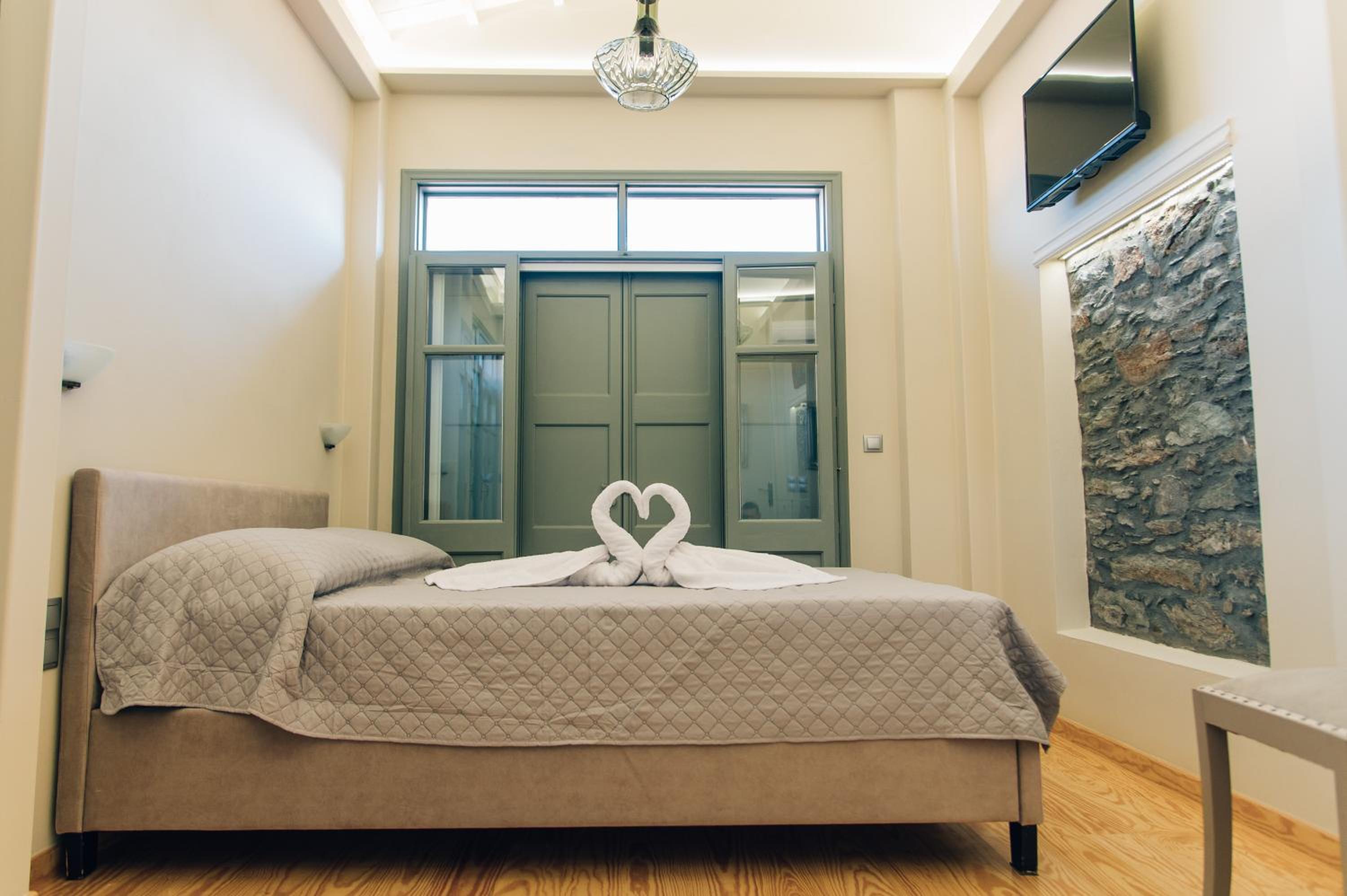 One-Bedroom House photo 1