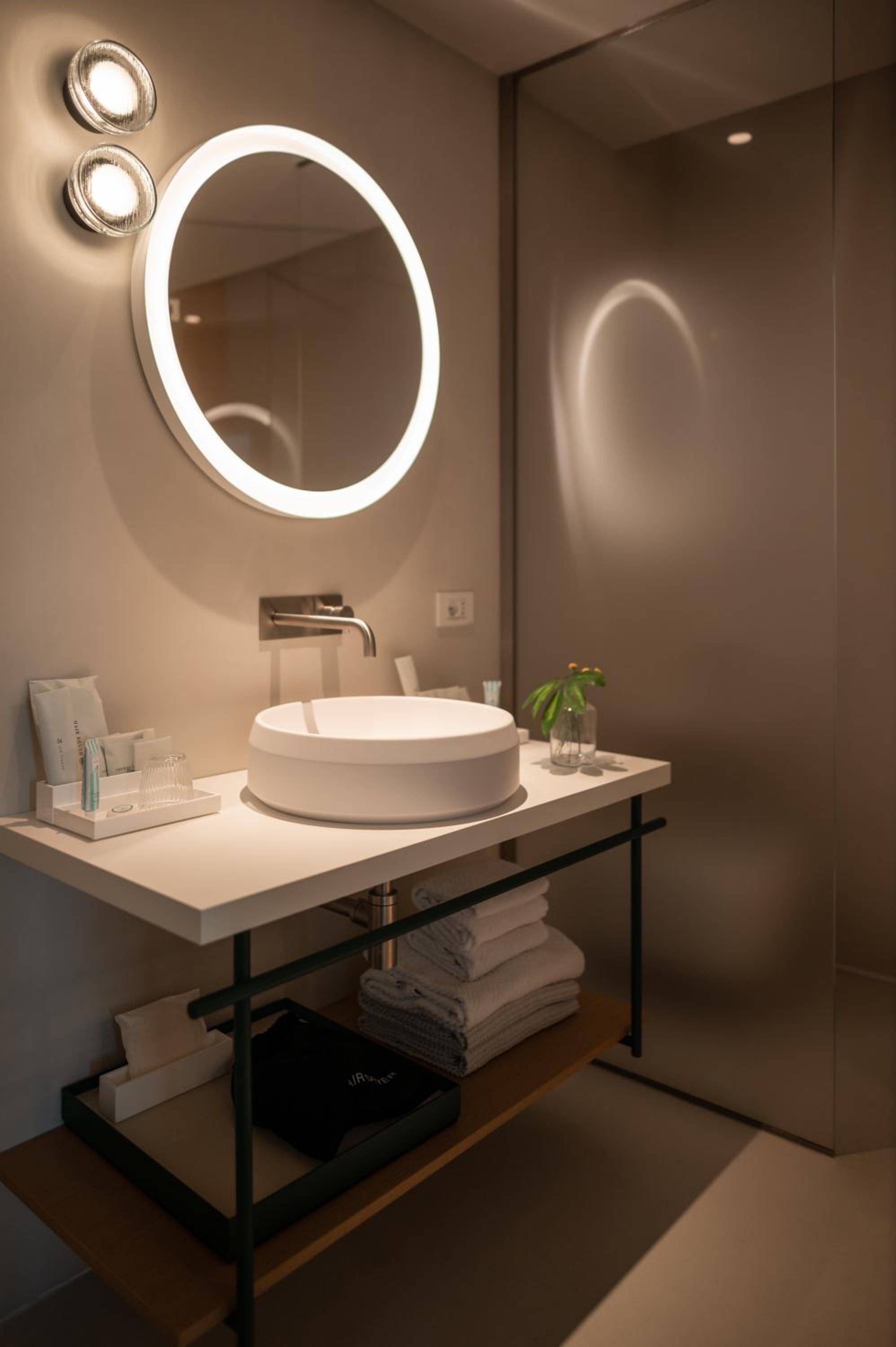 Double Room - Photo 4