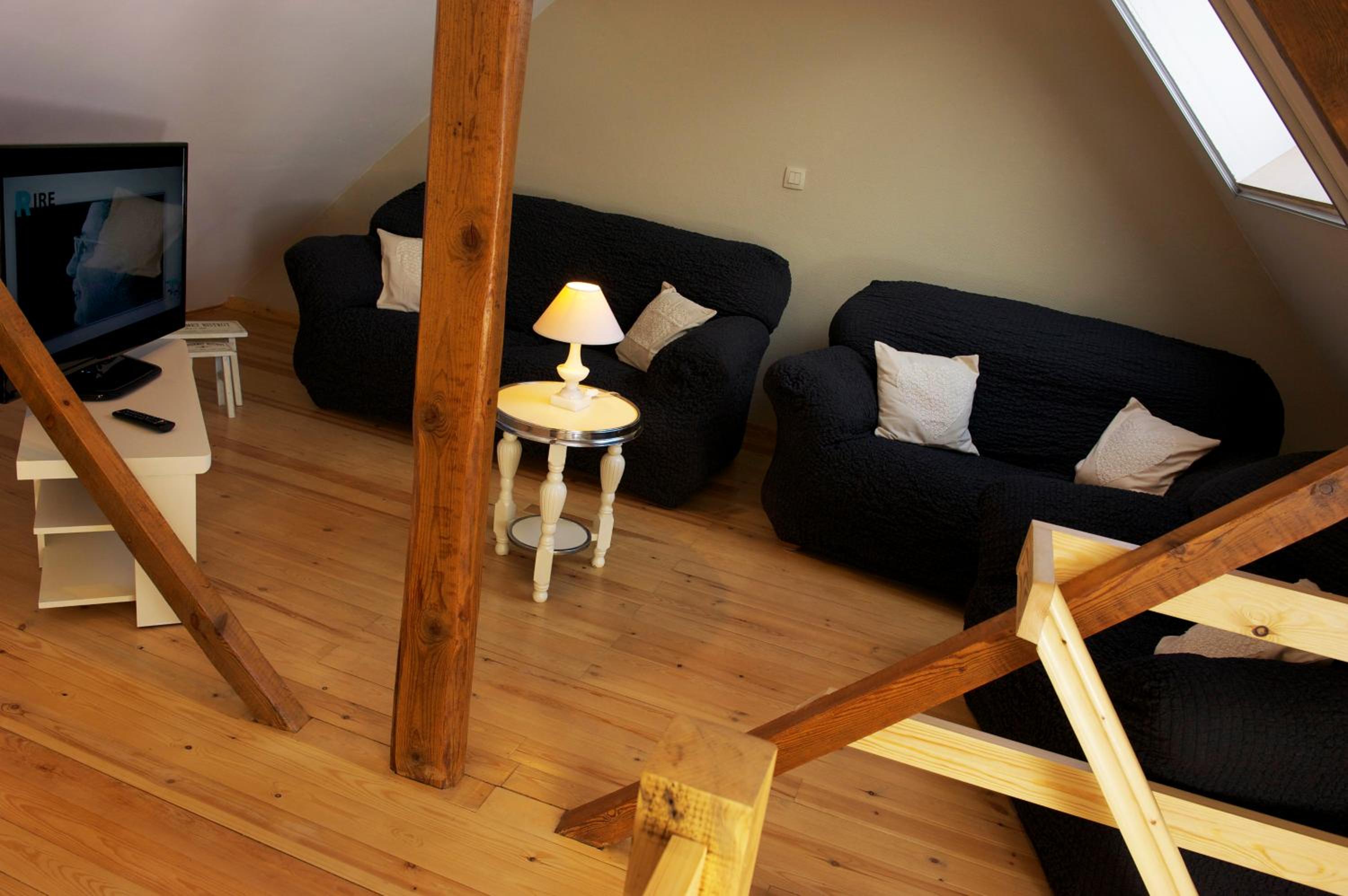 Three-Bedroom House photo 2