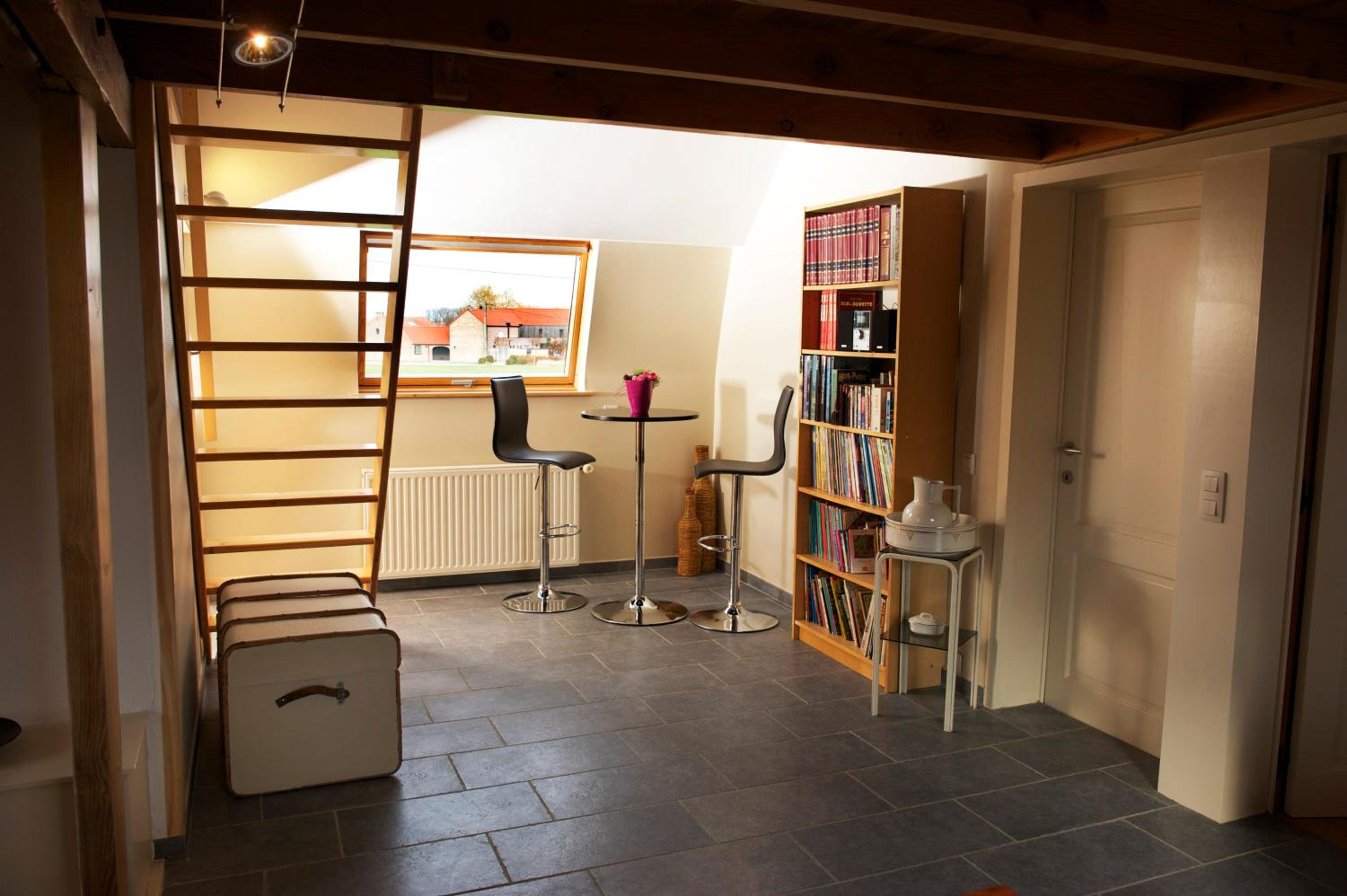 Three-Bedroom House photo 3