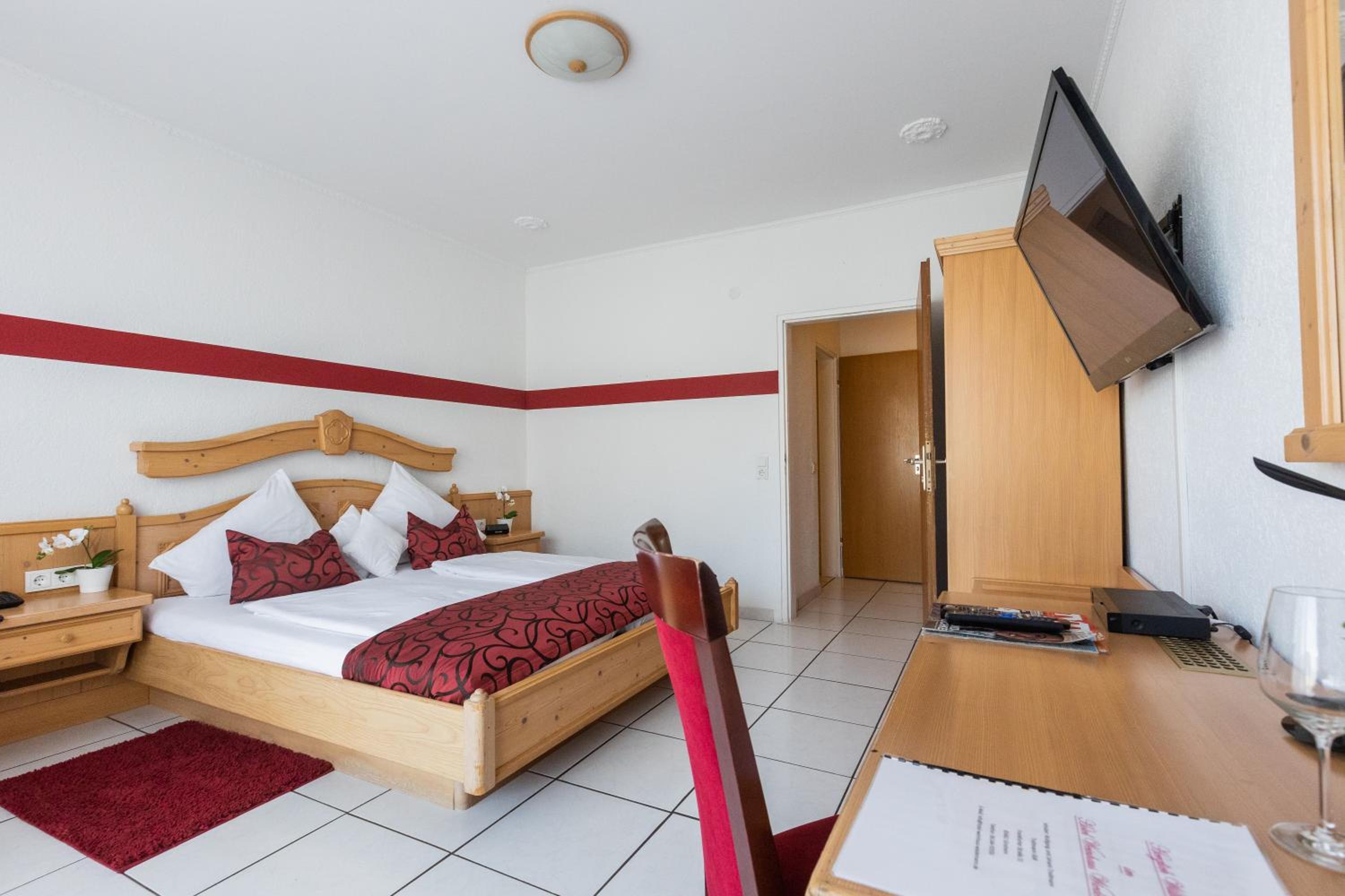 Standard Double Room photo 2