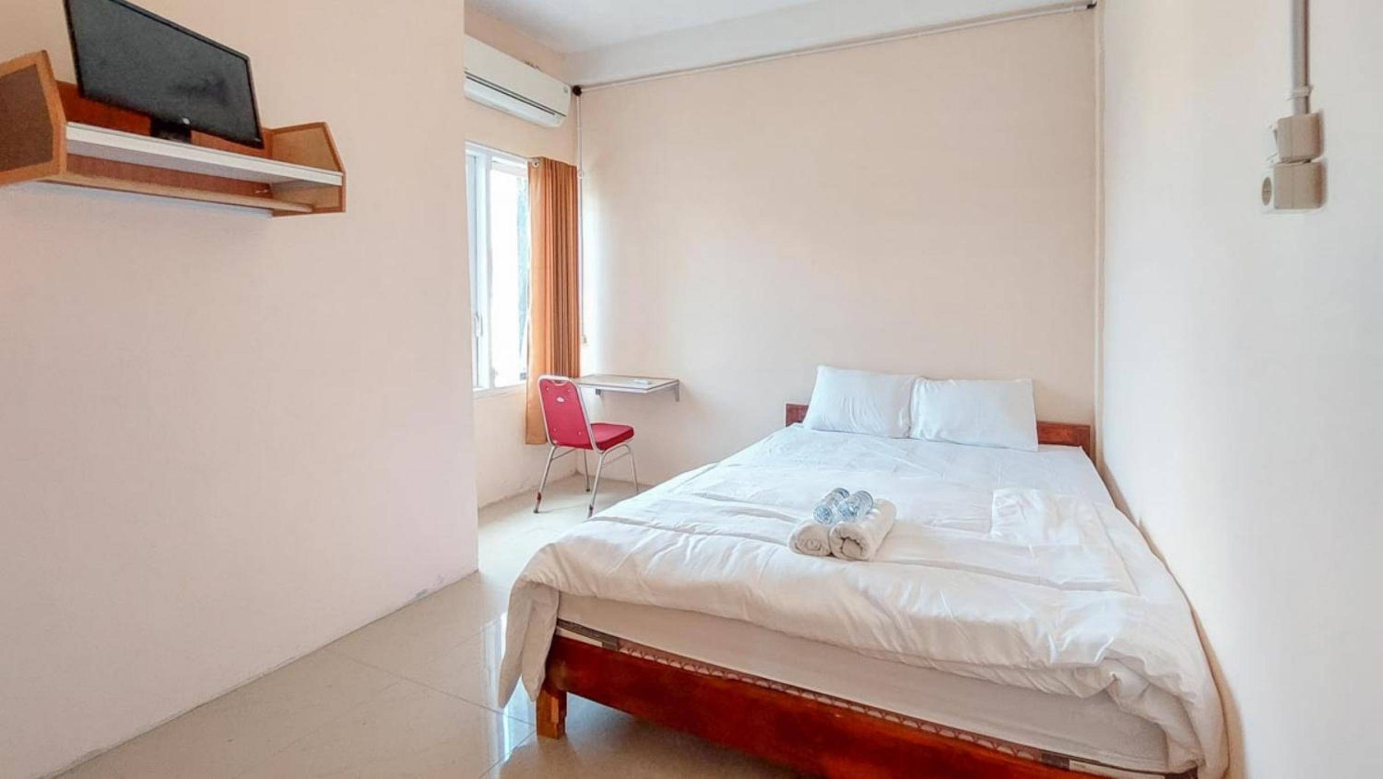 Standard Double Room - Photo 2