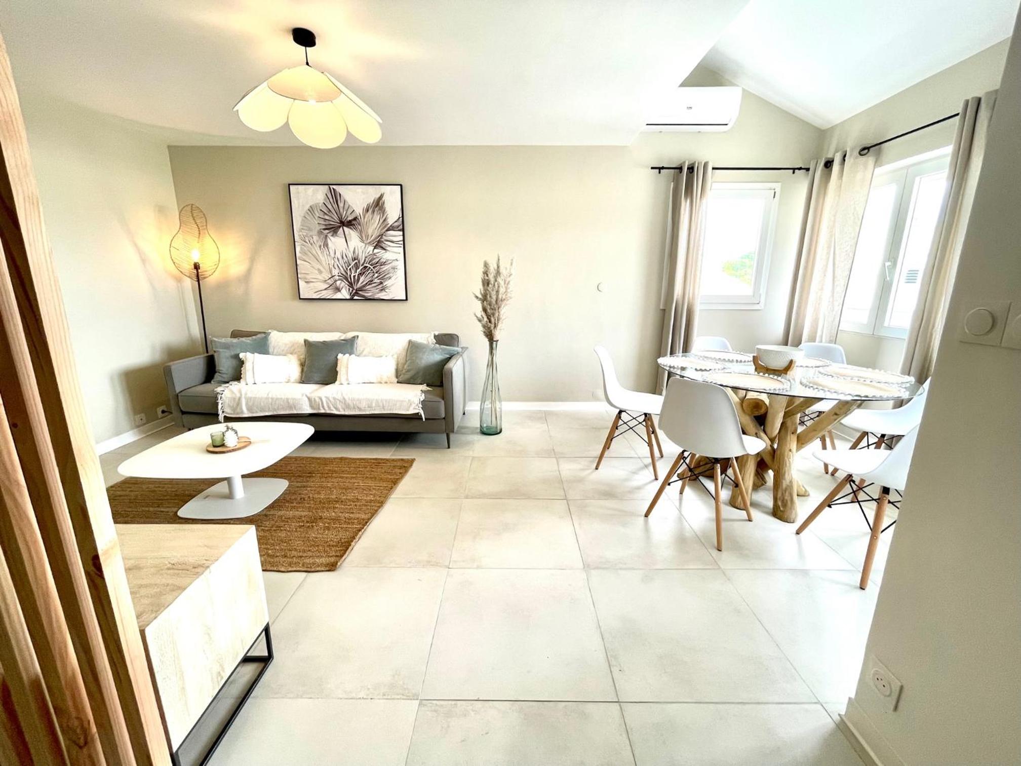 Apartment with Terrace photo 1