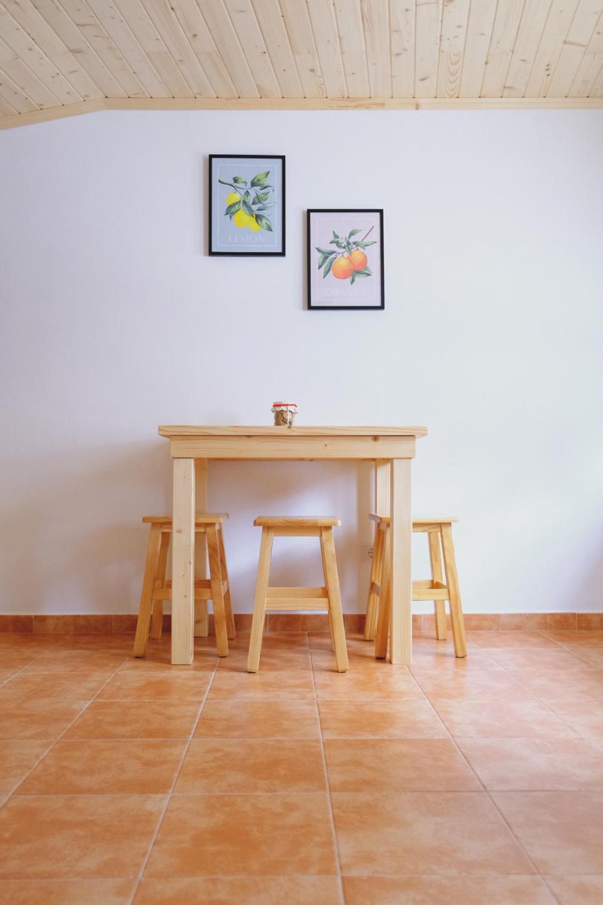 One-Bedroom Apartment - Photo 16