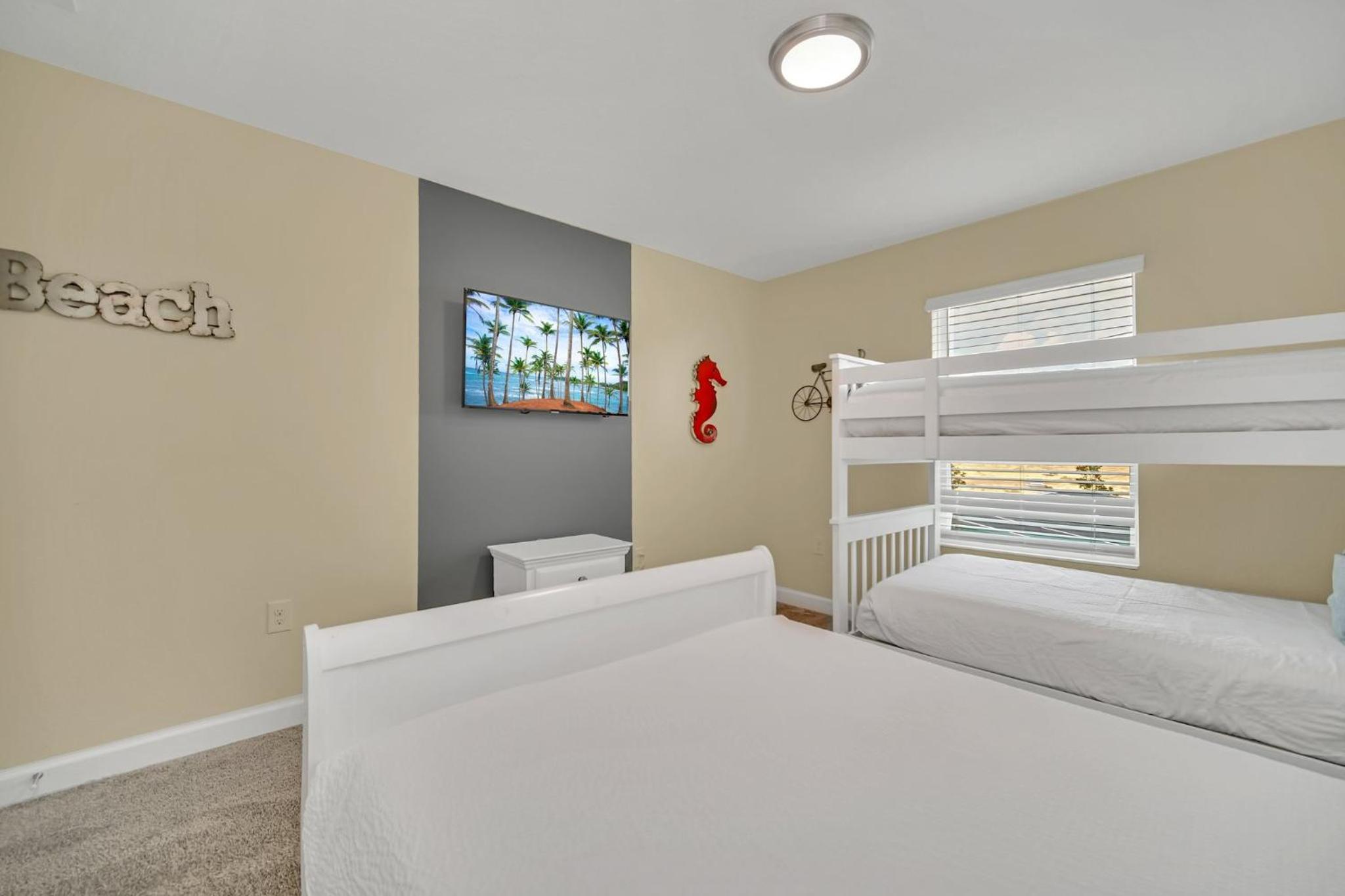 Four-Bedroom House - Photo 55