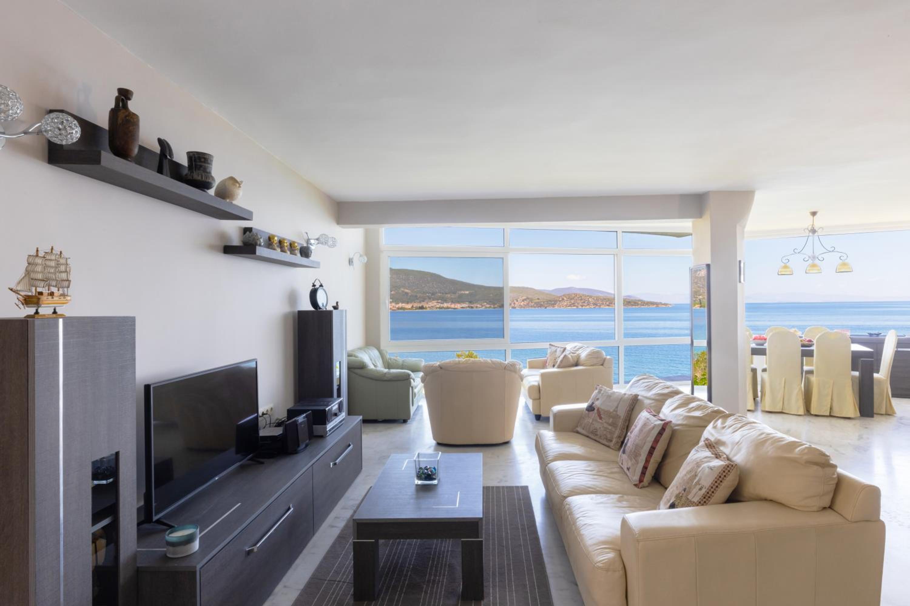 Villa with Sea View photo 2