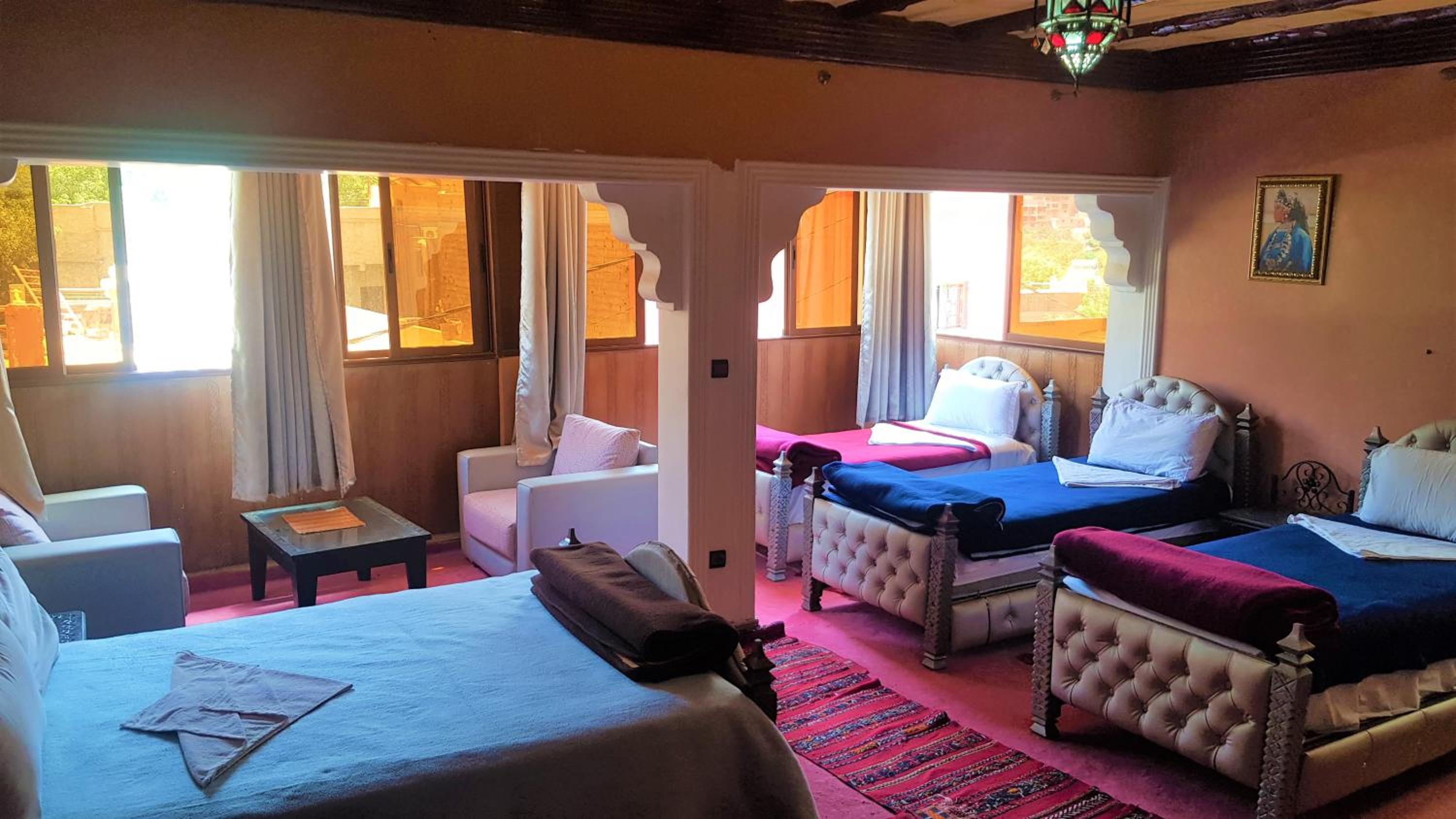 Single Room with Private Bathroom photo 1