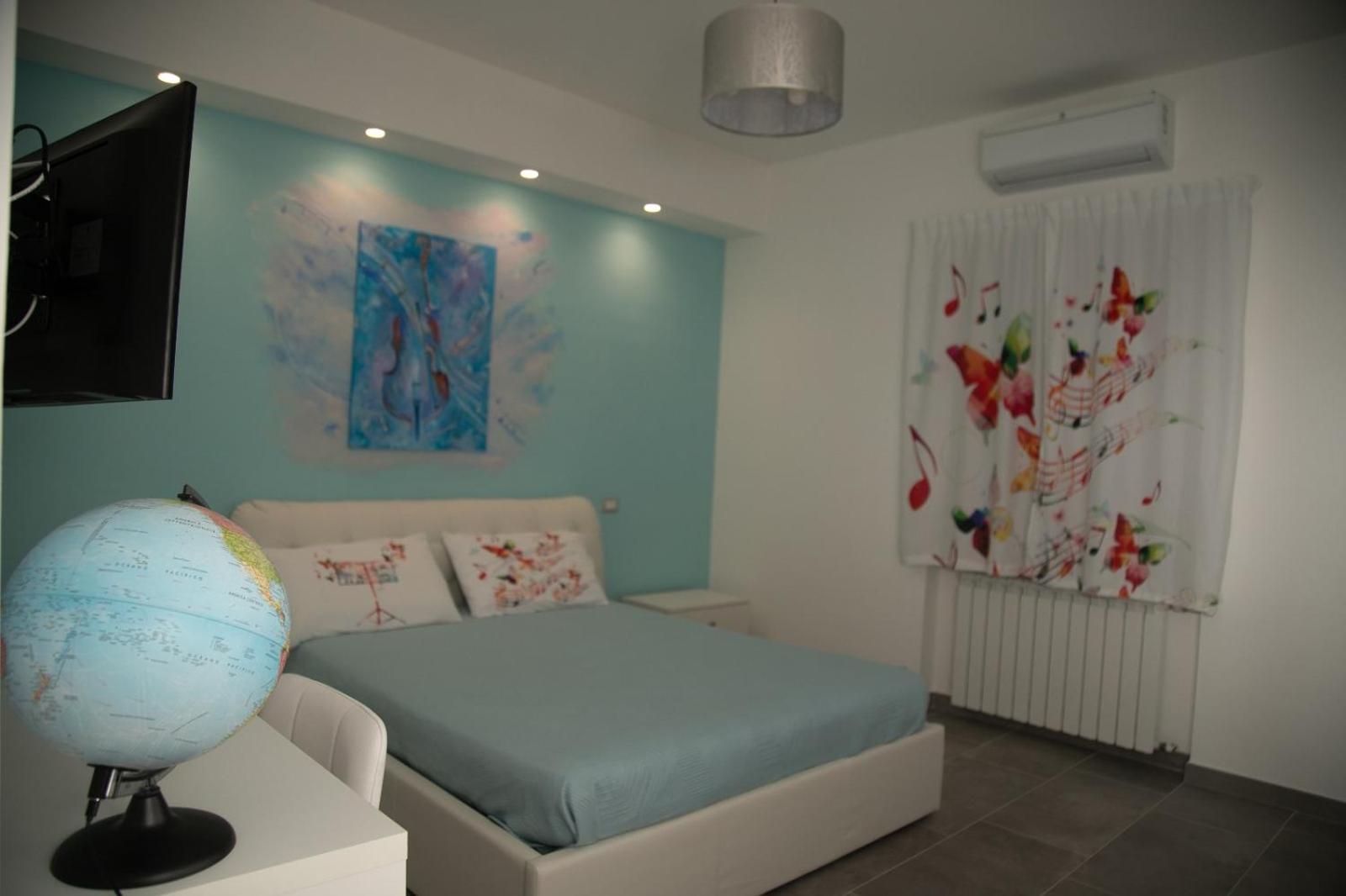 Two-Bedroom House photo 2