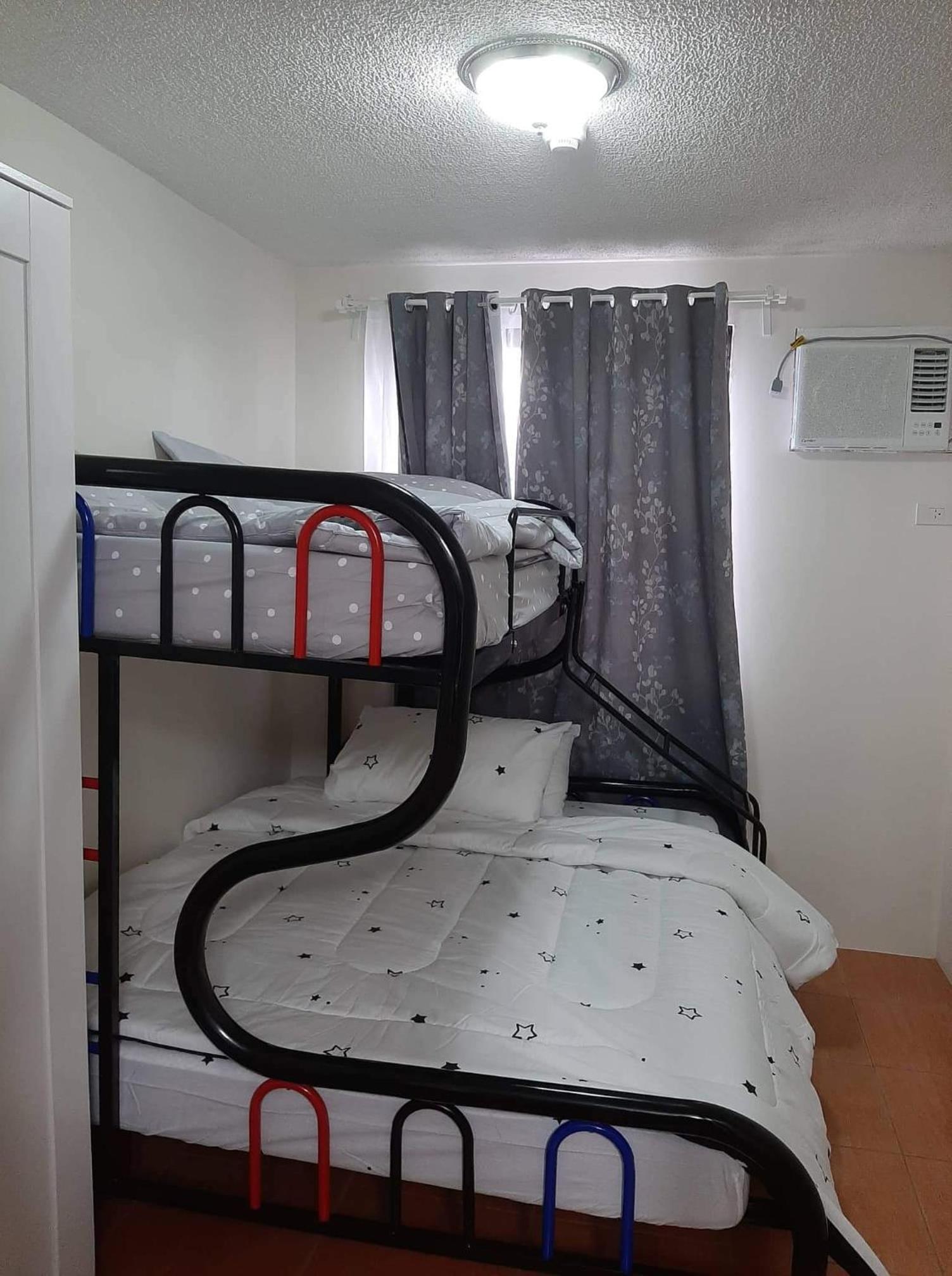 Two-Bedroom Apartment - Photo 13