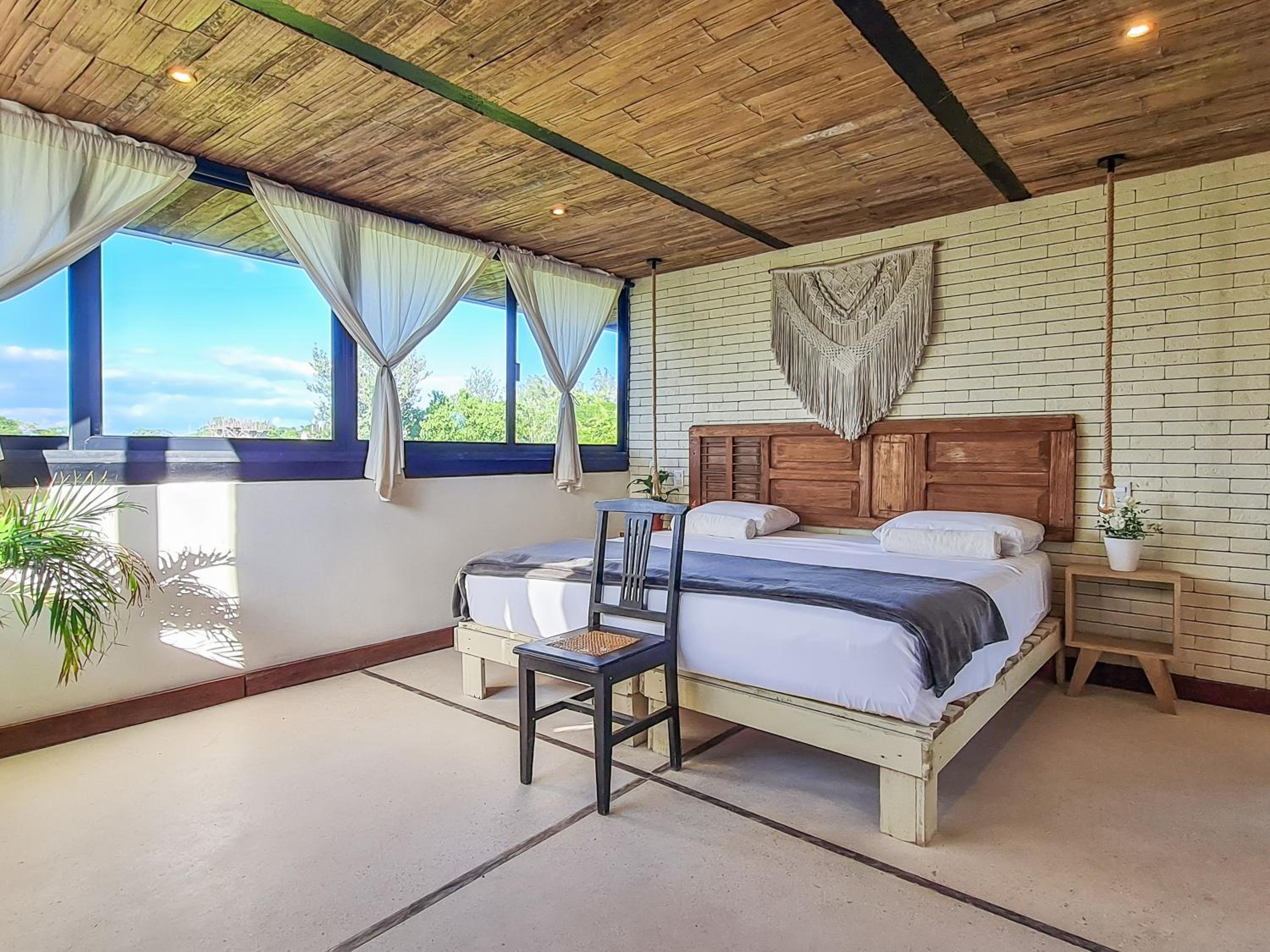 Deluxe Double Room with Jungle View - Photo 1