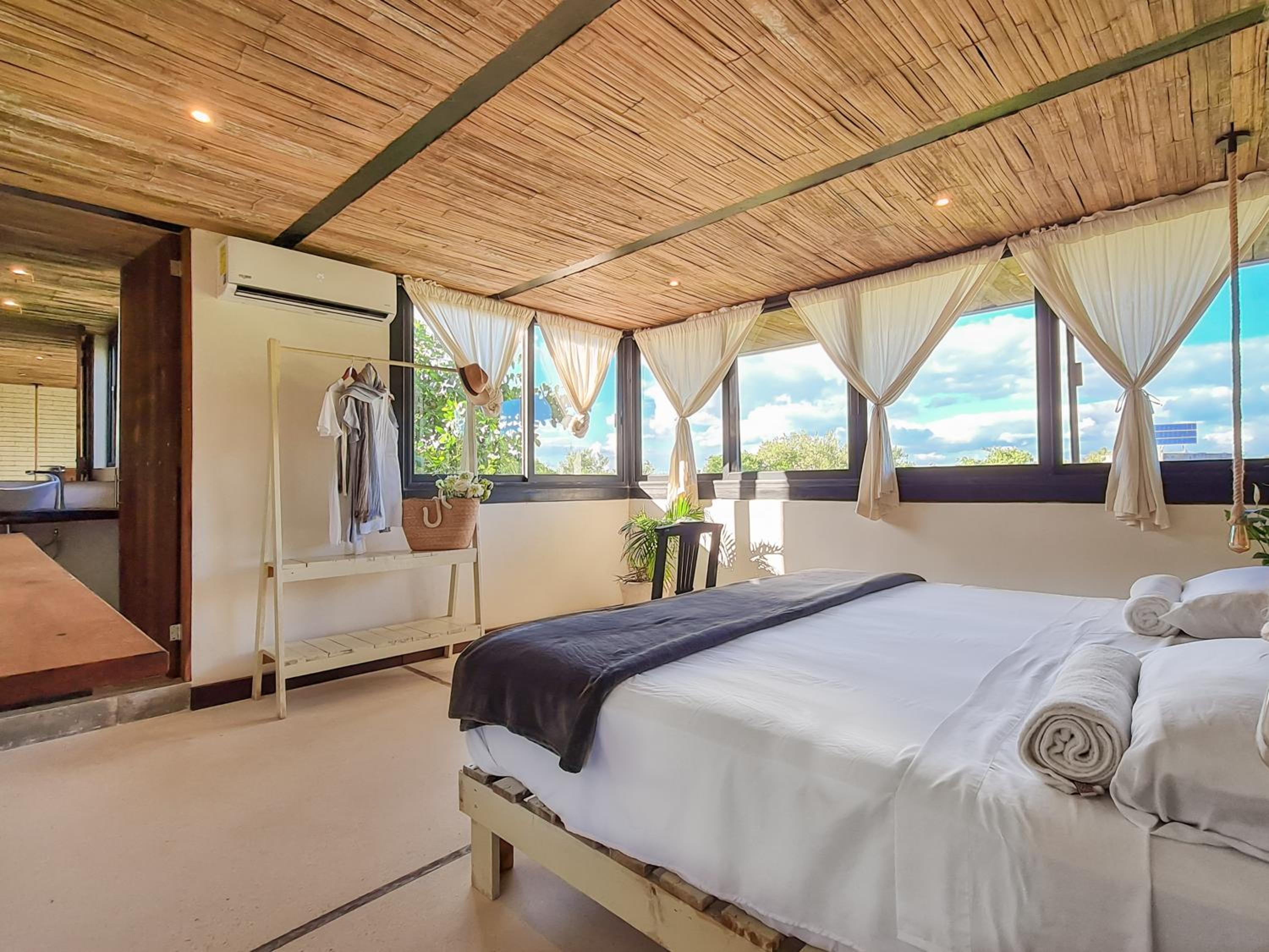 Deluxe Double Room with Jungle View - Photo 21