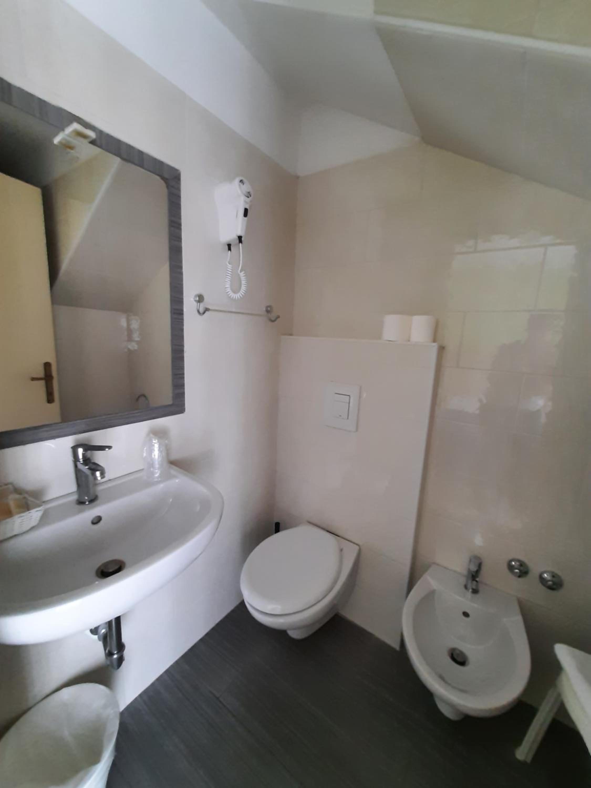 Standard Quadruple Room - Photo 2
