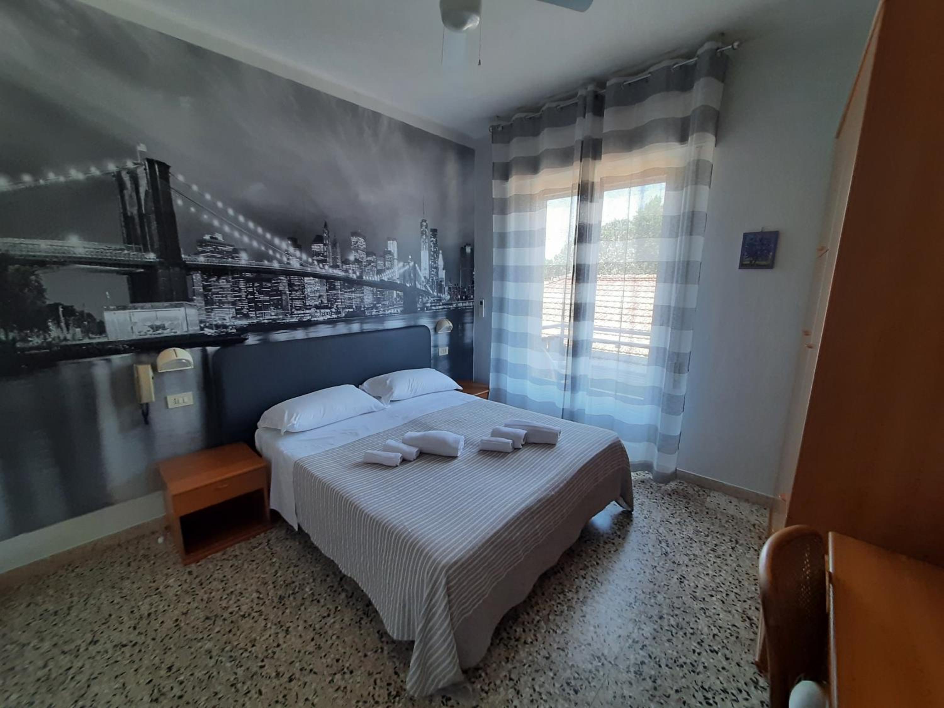 Economy Double or Twin Room - Photo 8