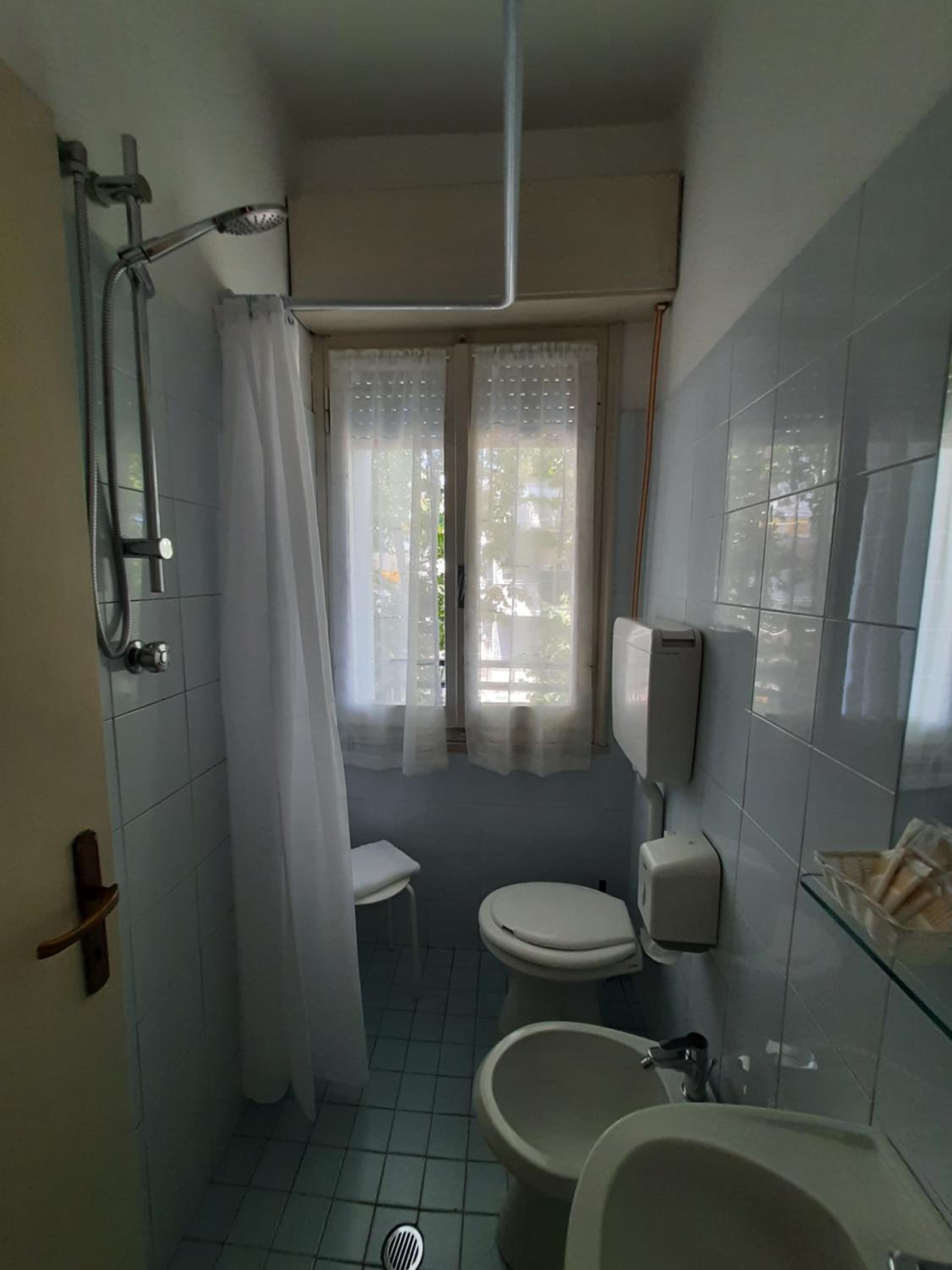 Economy Double or Twin Room - Photo 7