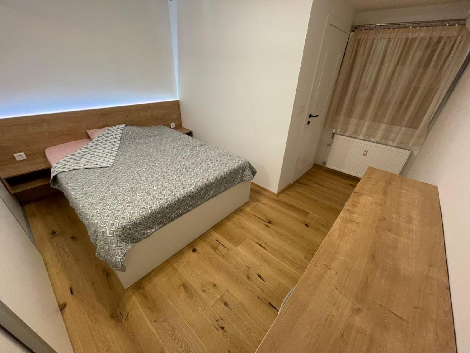 One-Bedroom Apartment - Photo 4