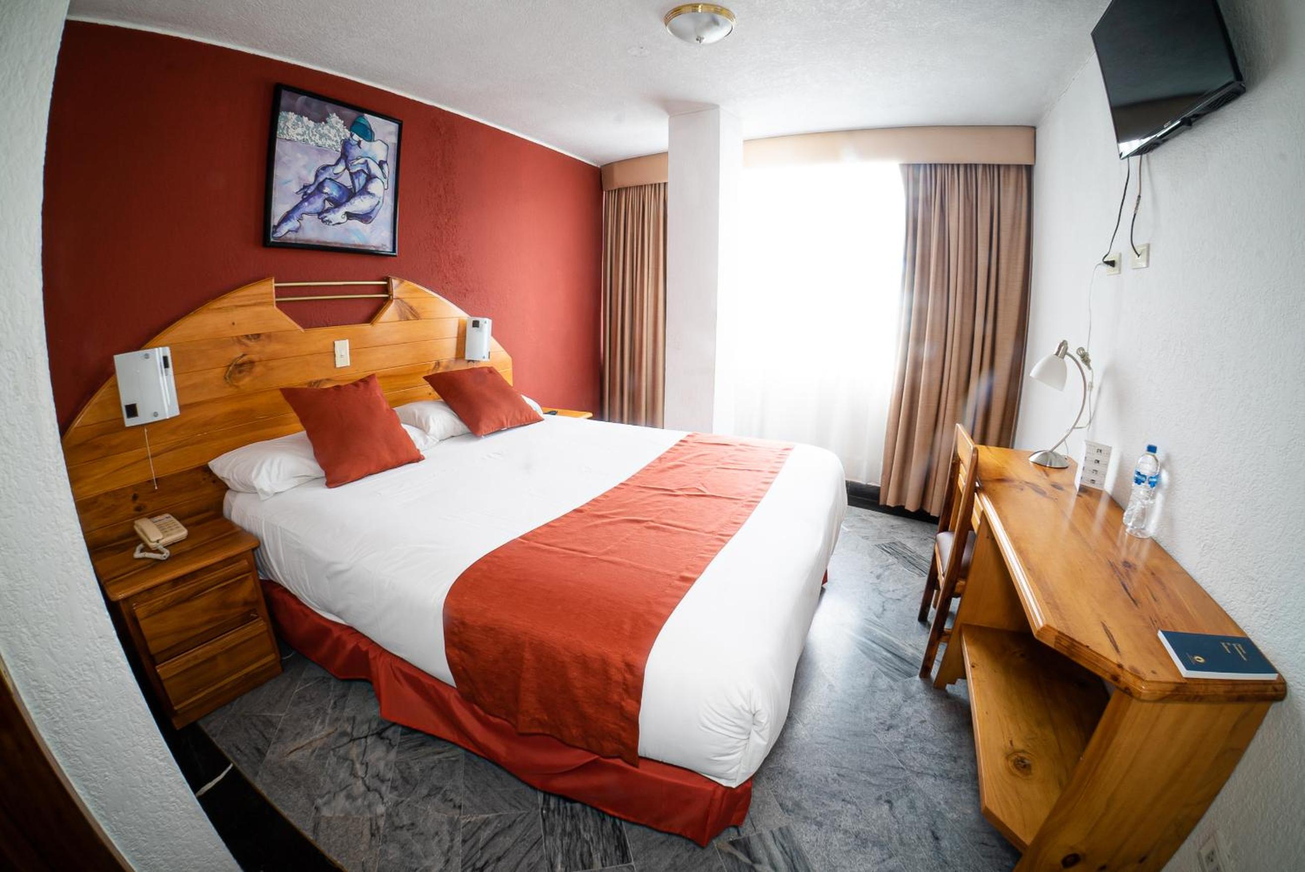 Queen Room
