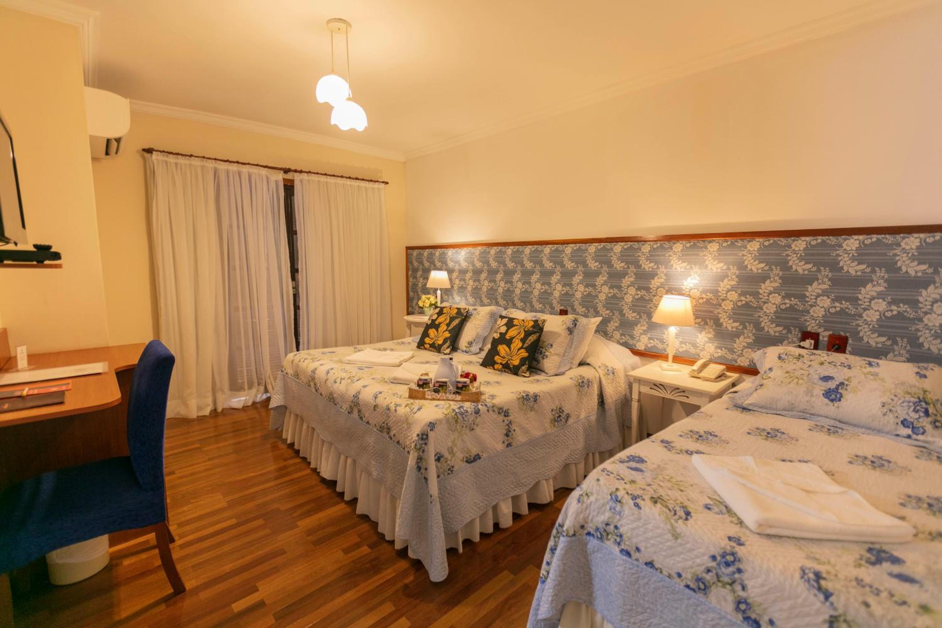 Luxury Triple Room with Balcony